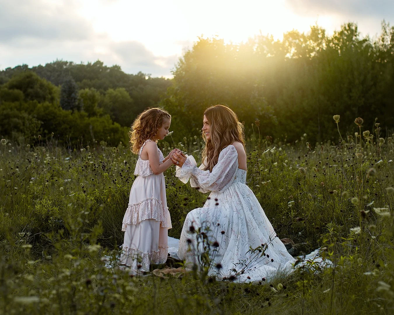 A preview into my golden hour session with two beautiful souls 💛