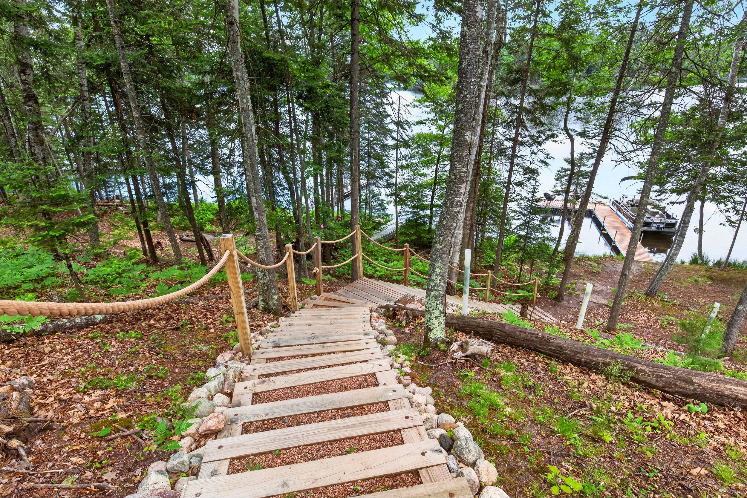 LakeHouse (40).jpg