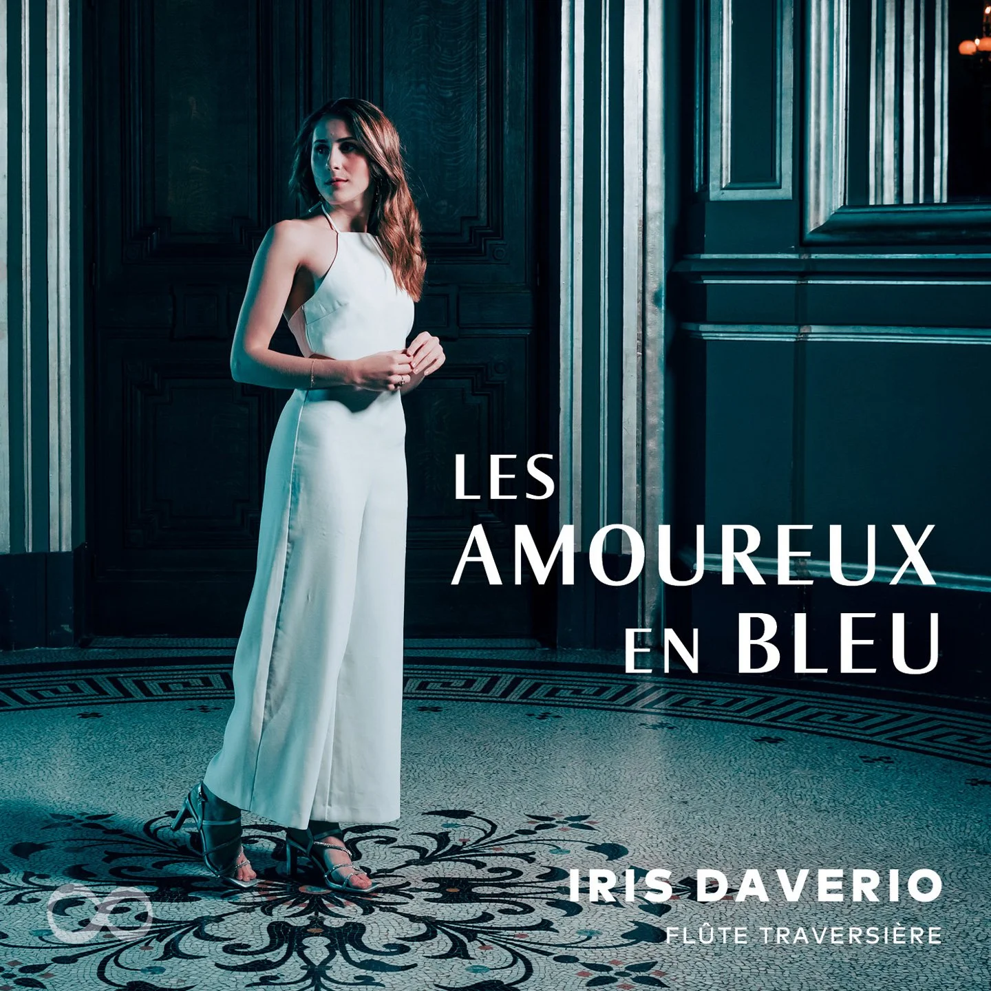 LES AMOUREUX EN BLEU