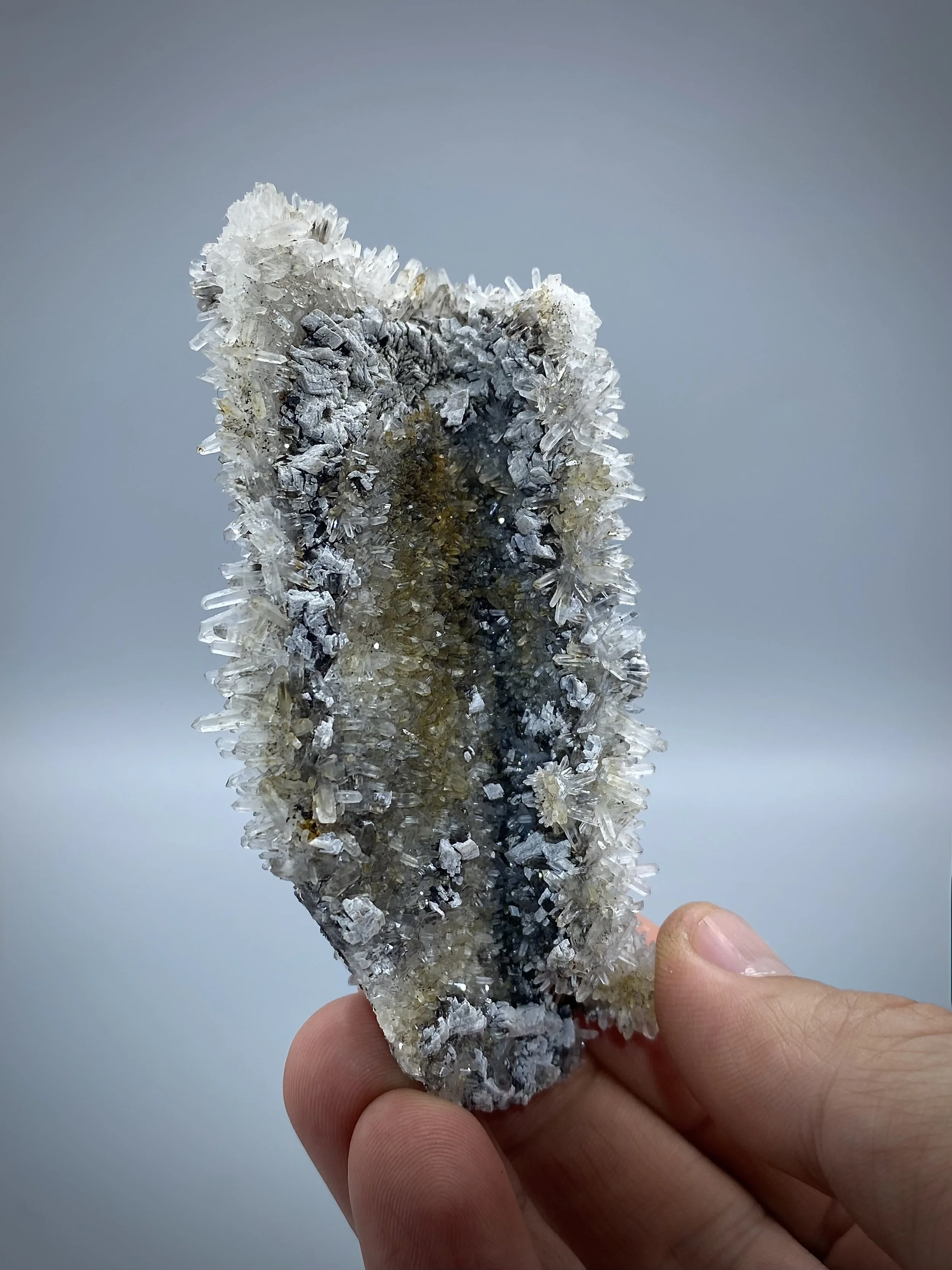 Quartz after Barite - Main Level, Deer Trail Mine, Marysvale, Utah 2.jpeg