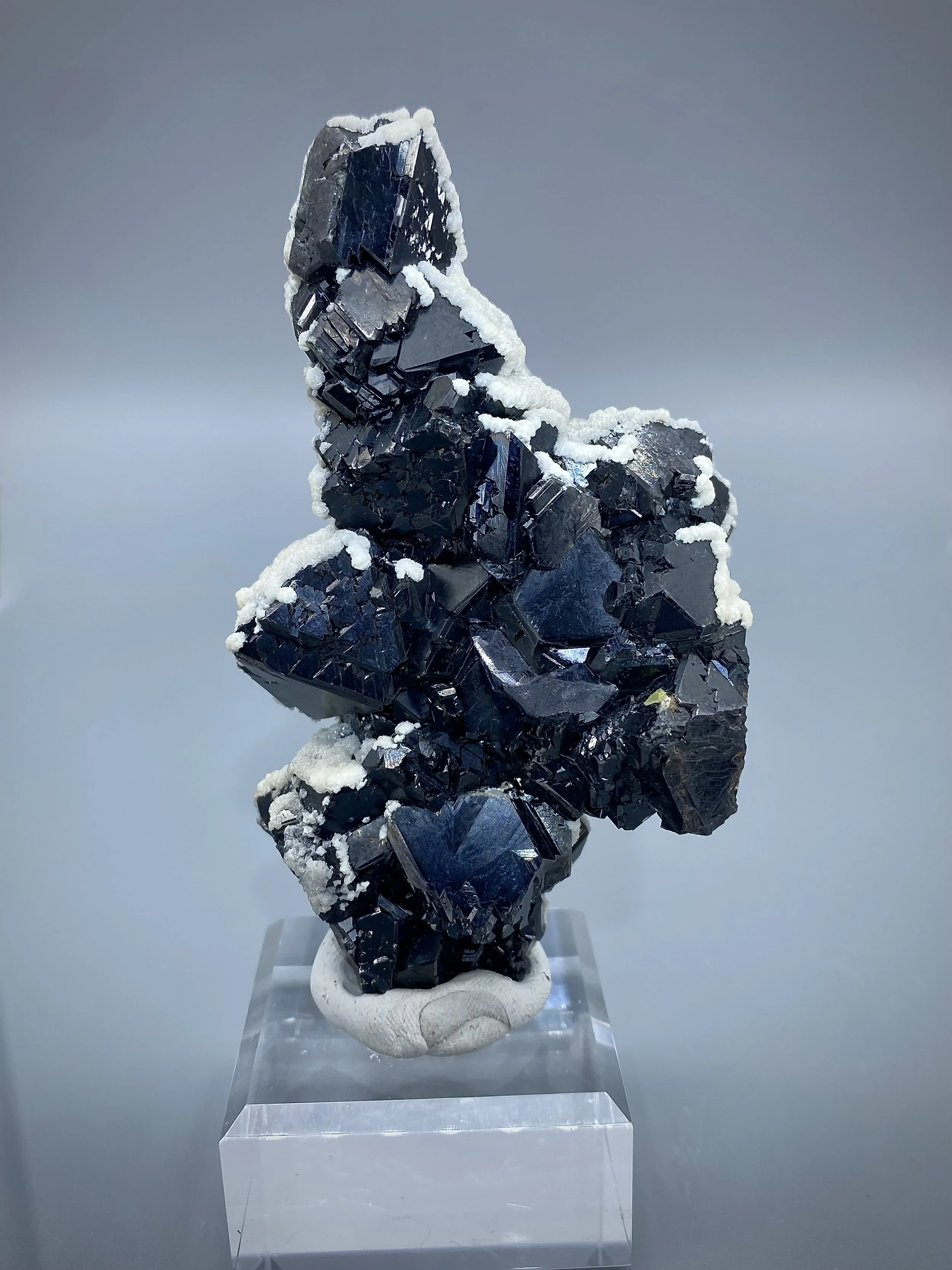 SPHALERITE WITH DOLOMITE, KRUSHEV DOL MINE, BULGARIA 1.jpeg