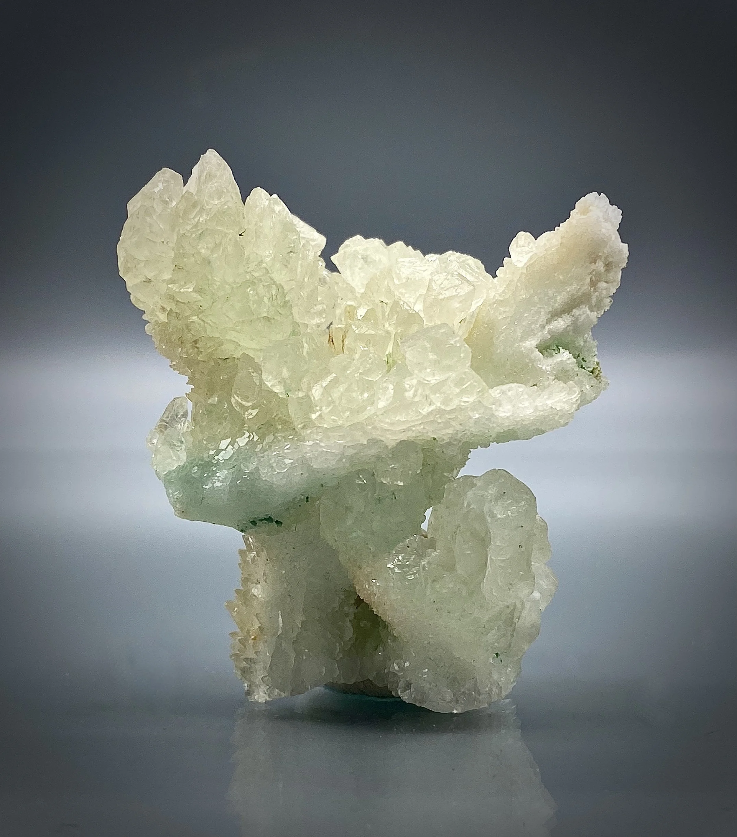 Calcite with malachite inclusions, Arizona