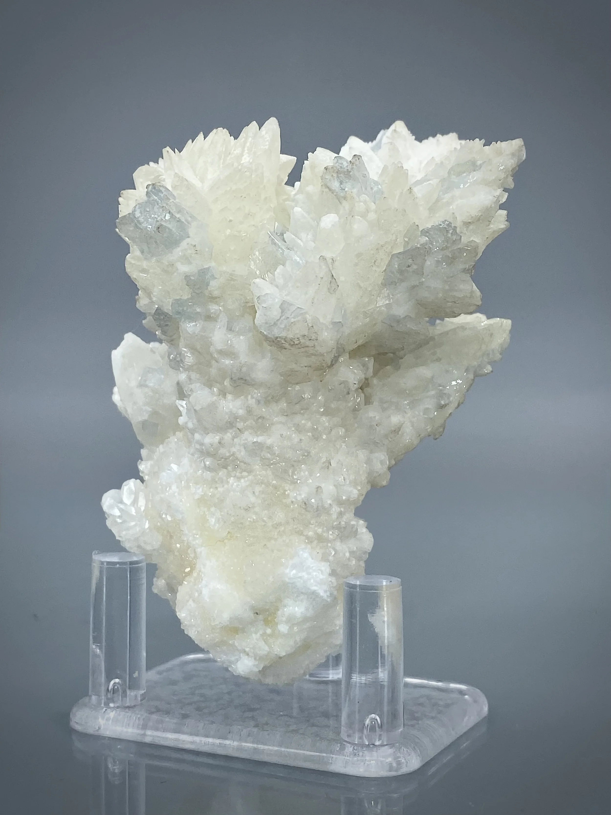 CELESTINE ON CALCITE-MOJINA MINE MEXICO11.jpeg