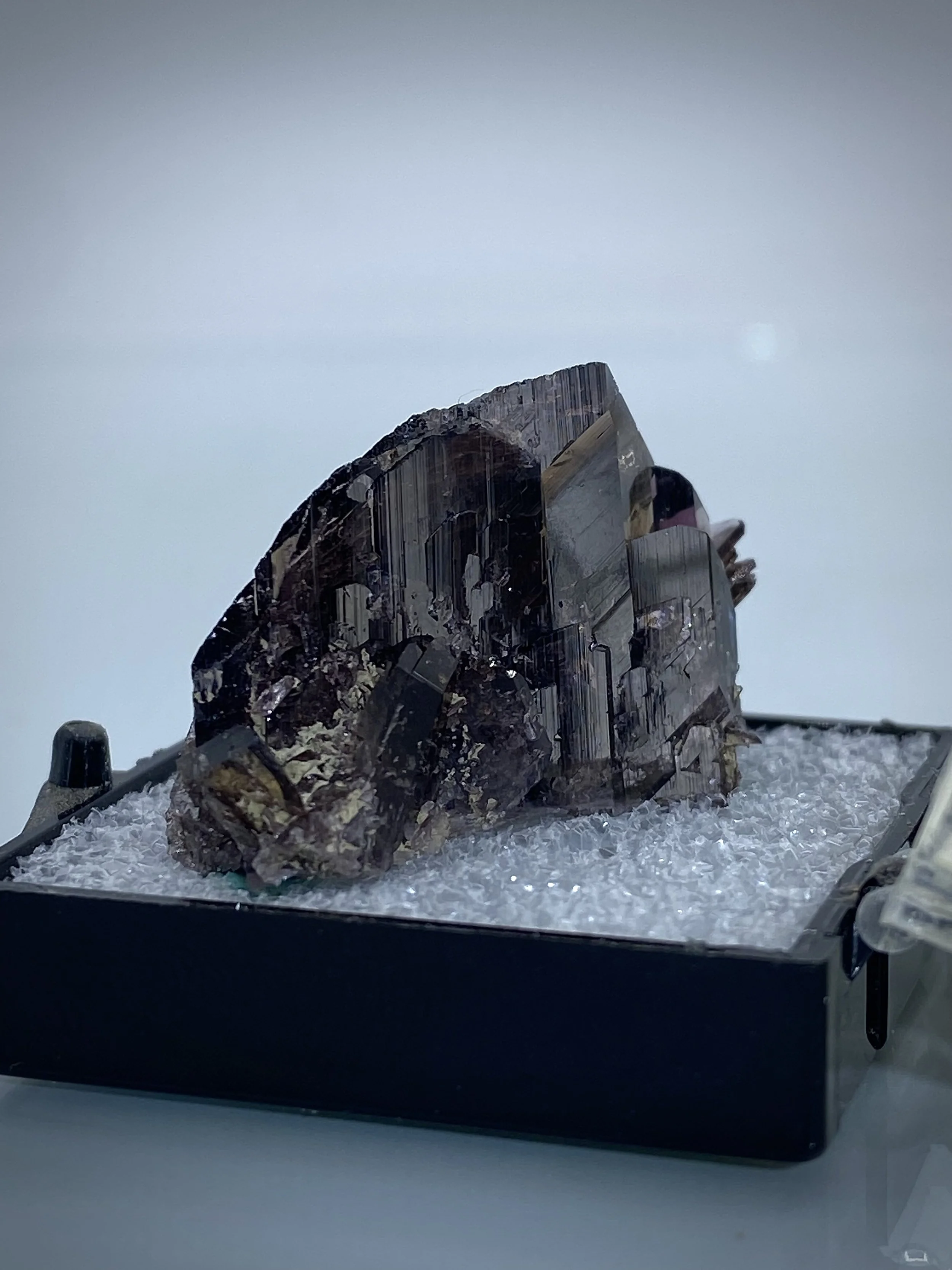 FERROAXINITE - NEW MELONES DAM, CALIFORNIA 4.jpeg