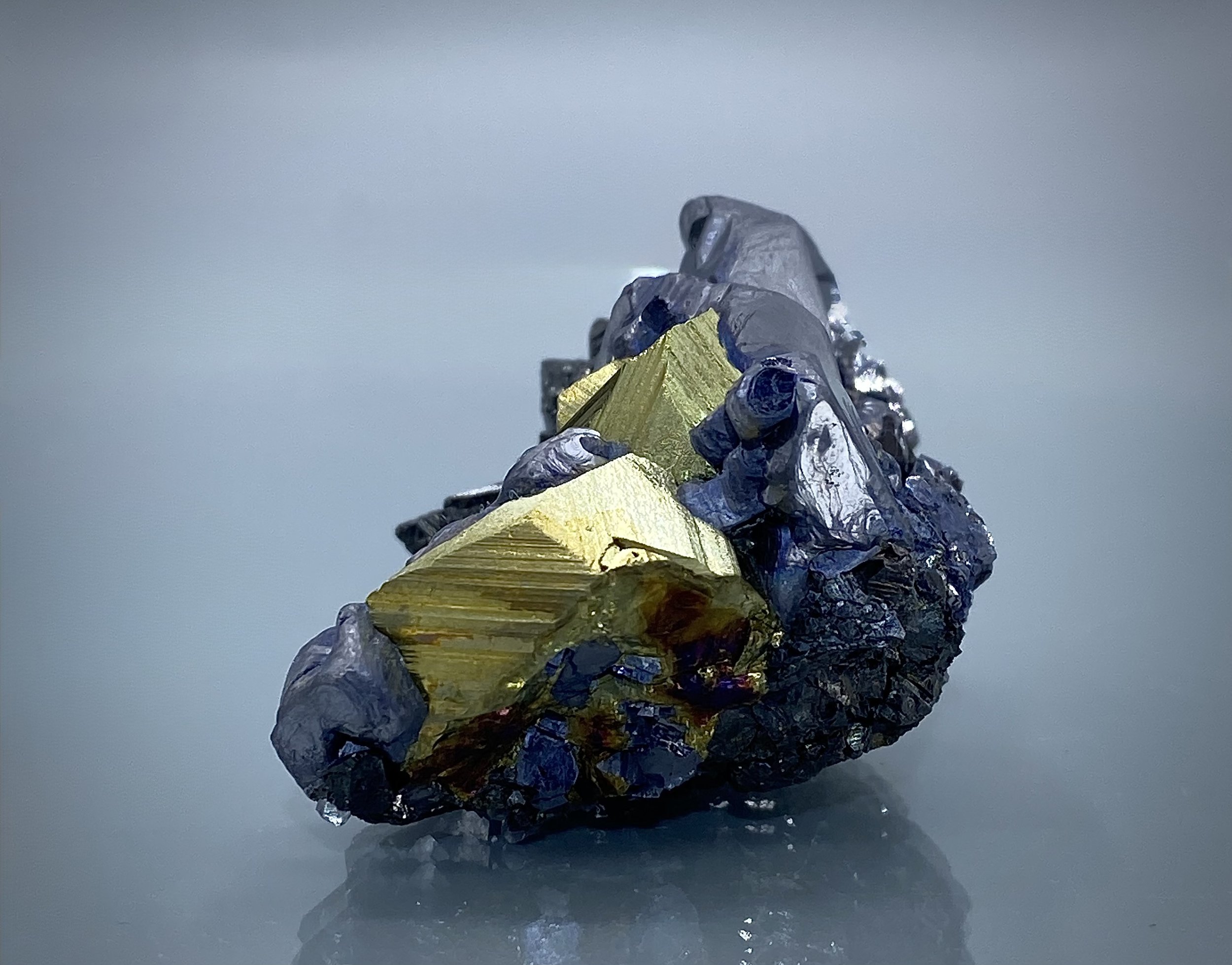 Galena, Chalcopyrite & Sphalerite, Dal'negorsk, Russia 5.jpeg
