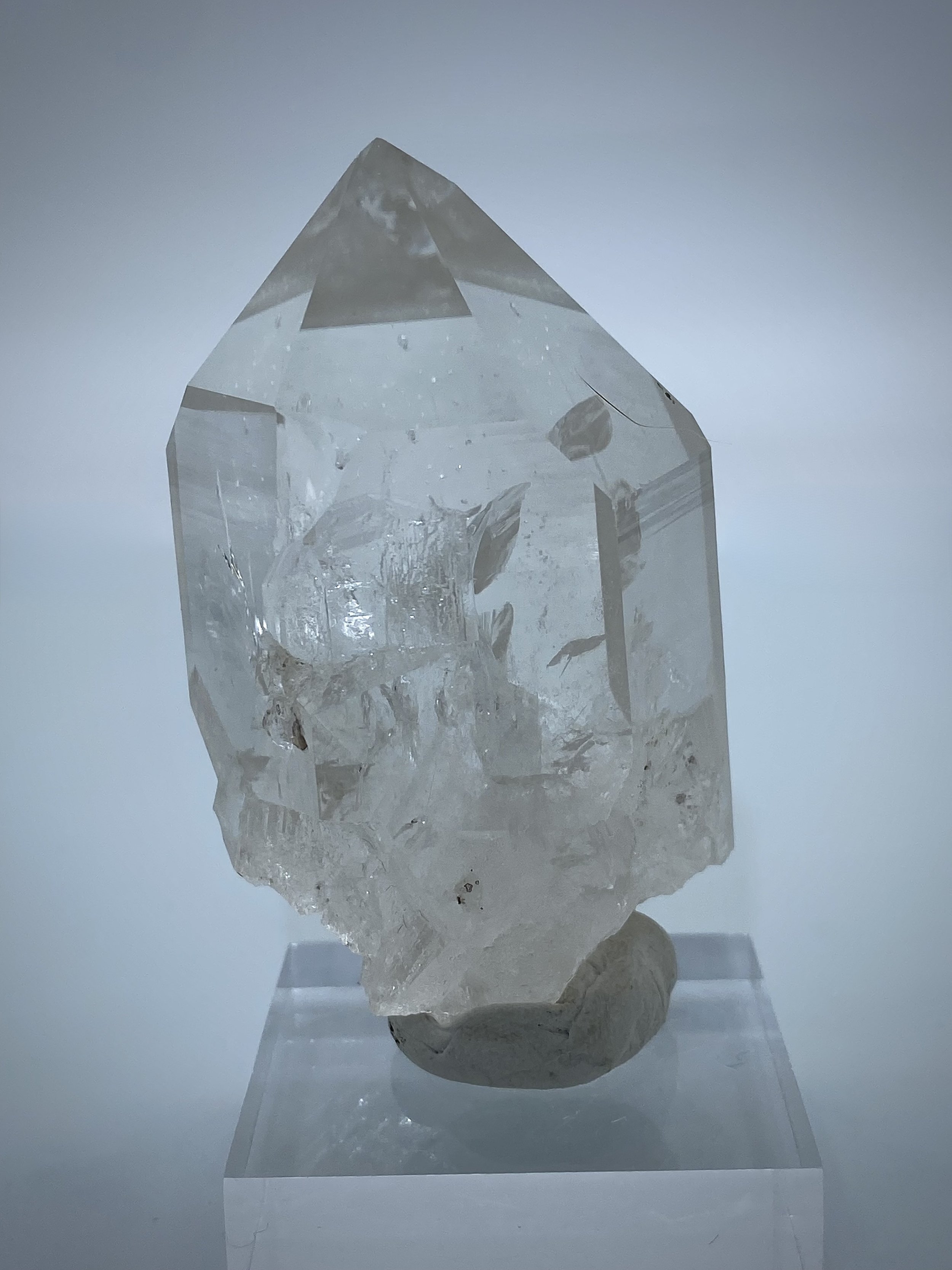CLEAR QUARTZ -  FORESTHILL, PLACER COUNTY, CALIFORNIA 6.jpeg