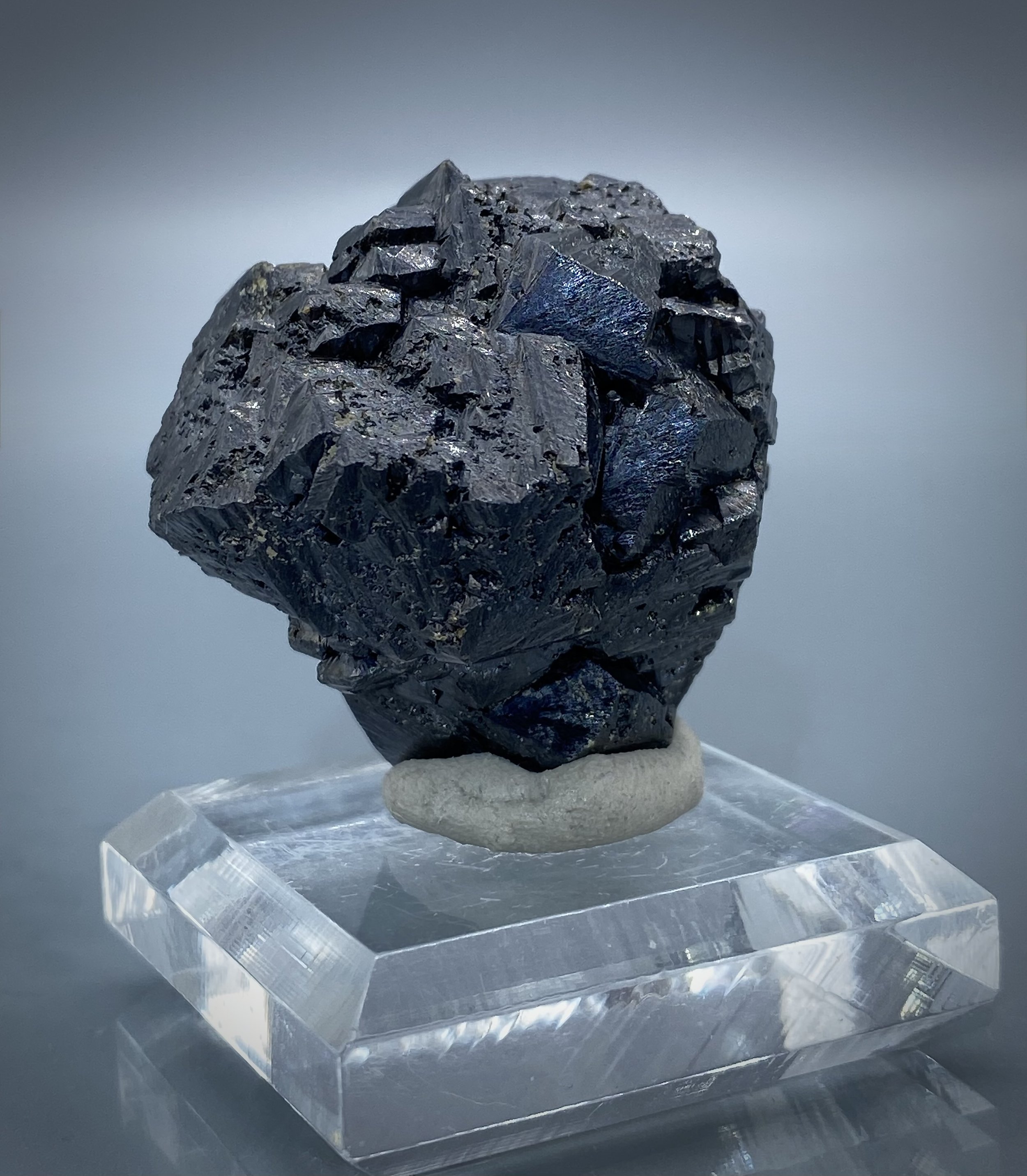 Sphalerite - Klein Quarry, Coralville, Johnson County, Iowa, USA 5.jpeg