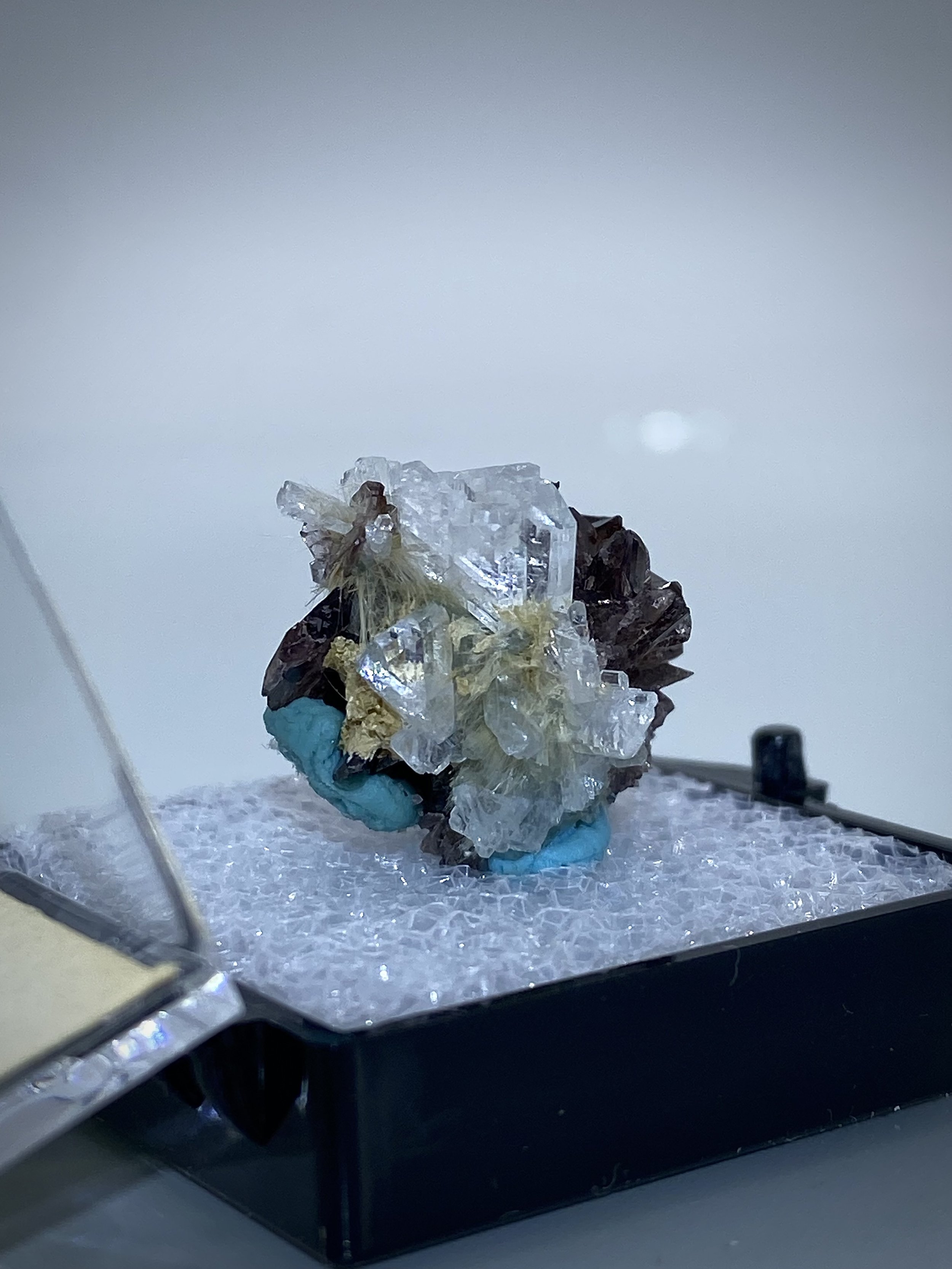 FERROAXINITE - NEW MELONES DAM, CALIFORNIA 7.jpeg