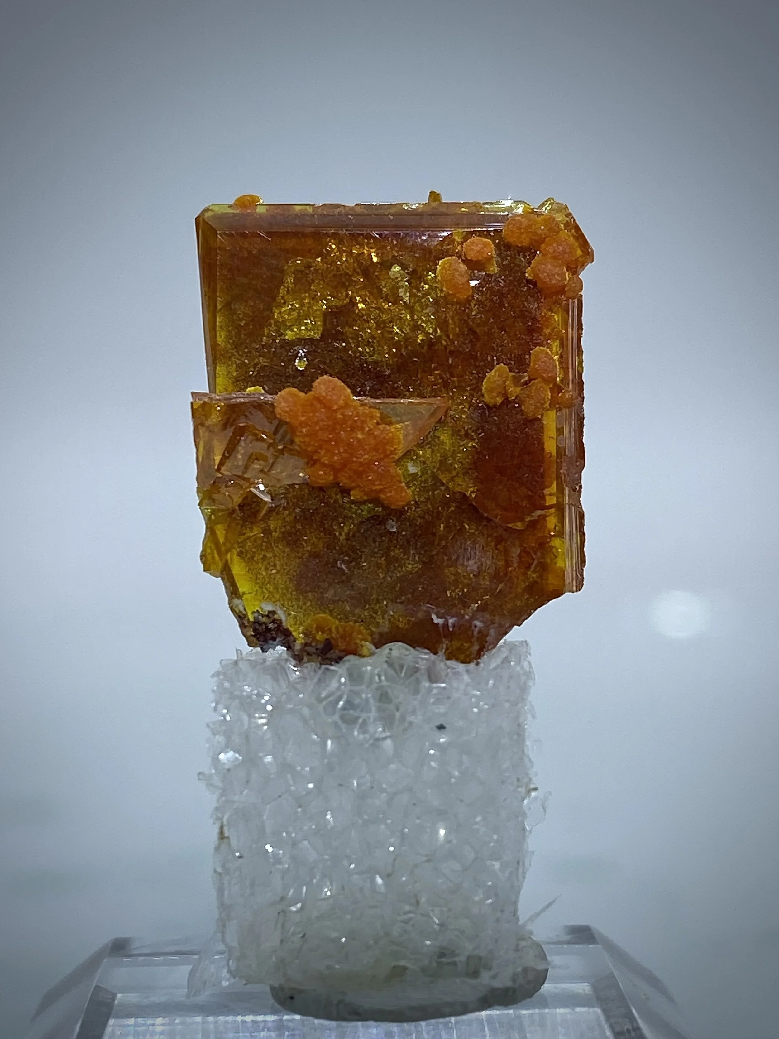 WULFENITE & MIMETITE - ROWLEY MINE ARIZONA 2.jpeg