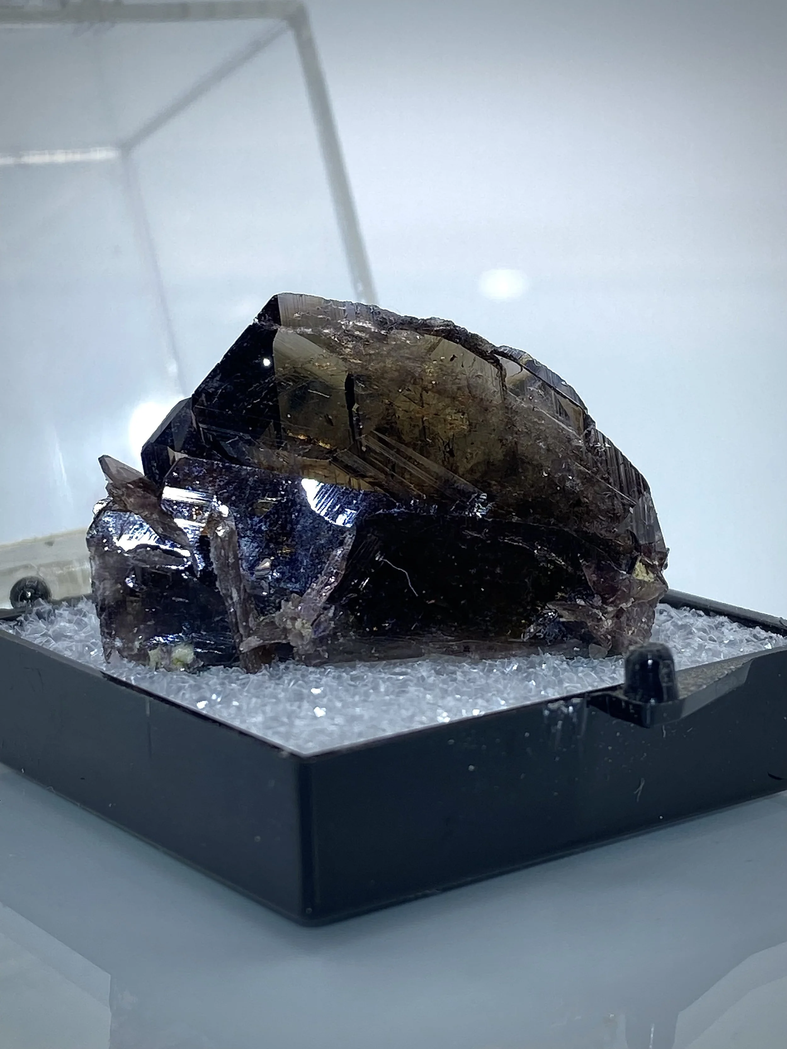 FERROAXINITE - NEW MELONES DAM, CALIFORNIA 1.jpeg