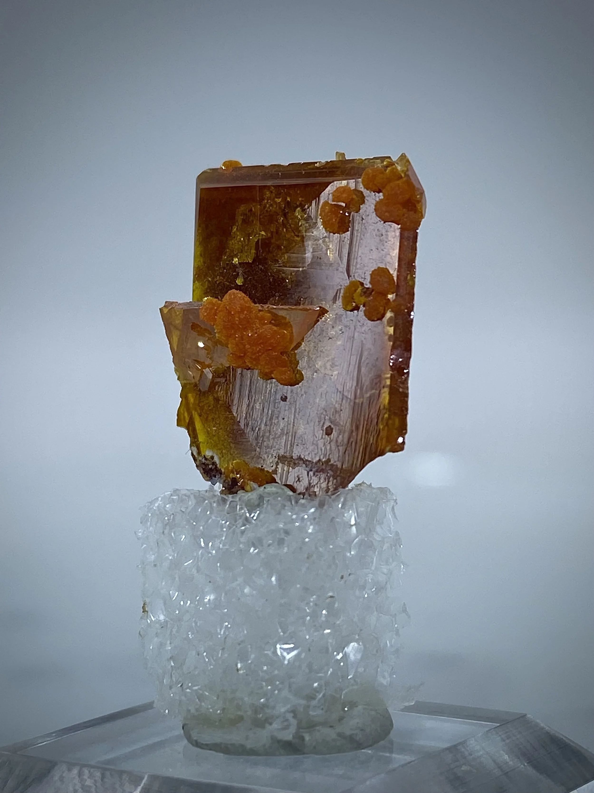 WULFENITE & MIMETITE - ROWLEY MINE ARIZONA 4.jpeg
