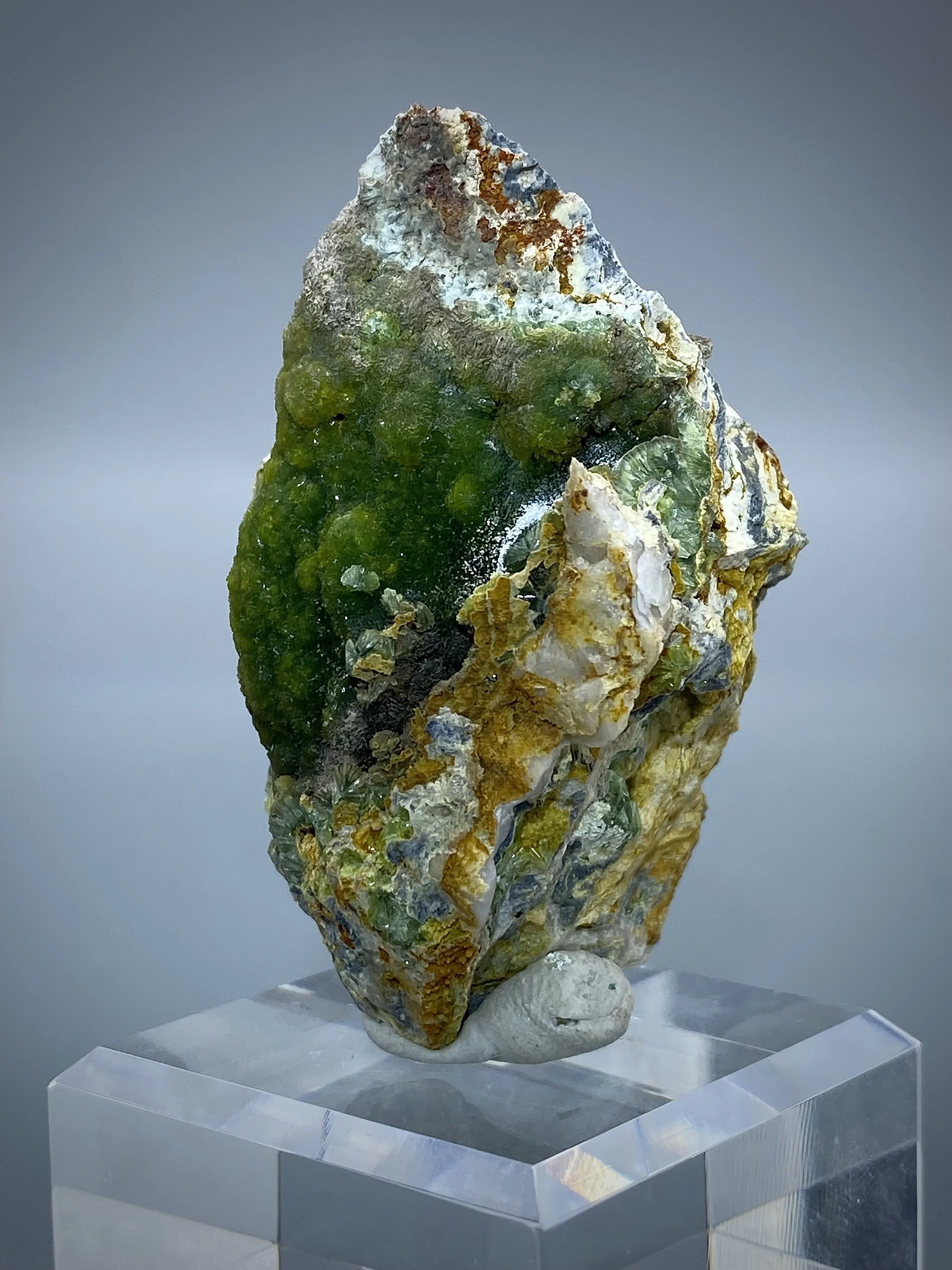 WAVELLITE - SLATE MTNS. EL DORADO COUNTY, CALIFORNIA 1.jpeg