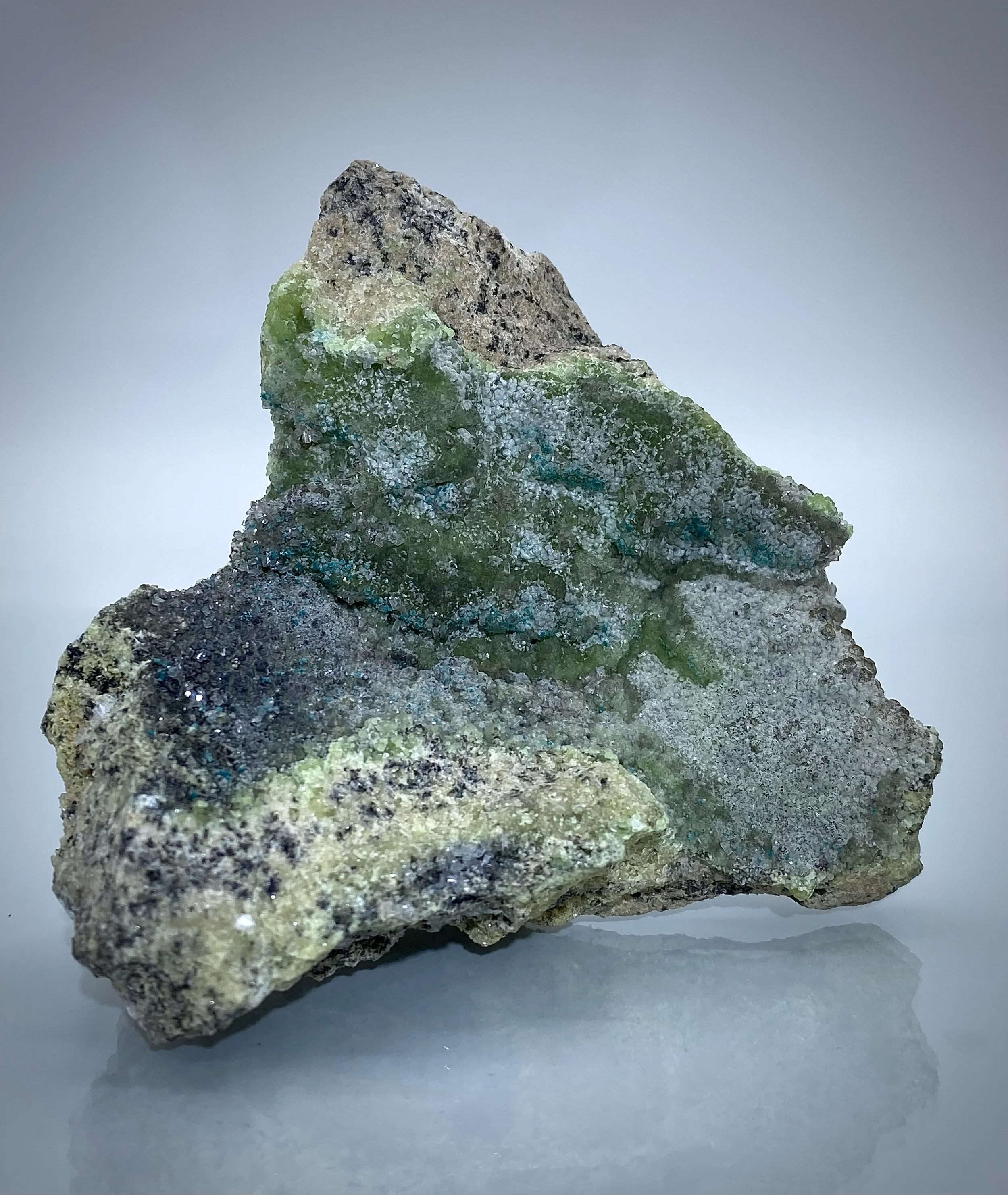 HEMIMORPHITE ON SMITHSONITE - 79 MINE ARIZONA 5.jpeg