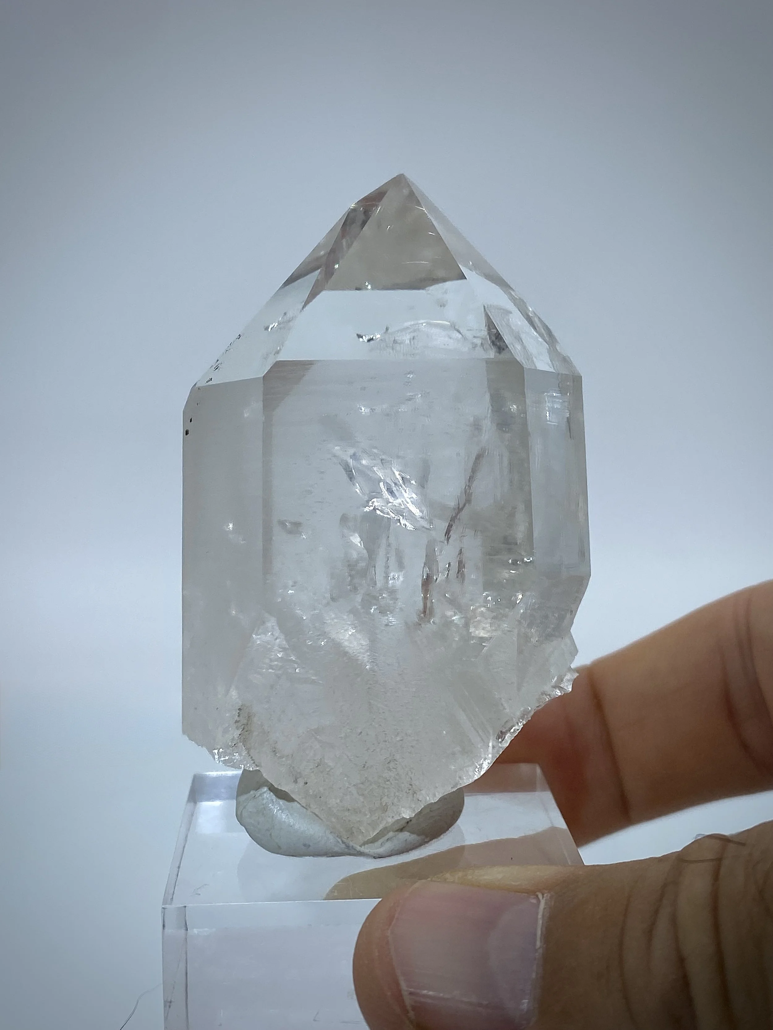 CLEAR QUARTZ -  FORESTHILL, PLACER COUNTY, CALIFORNIA 7.jpeg