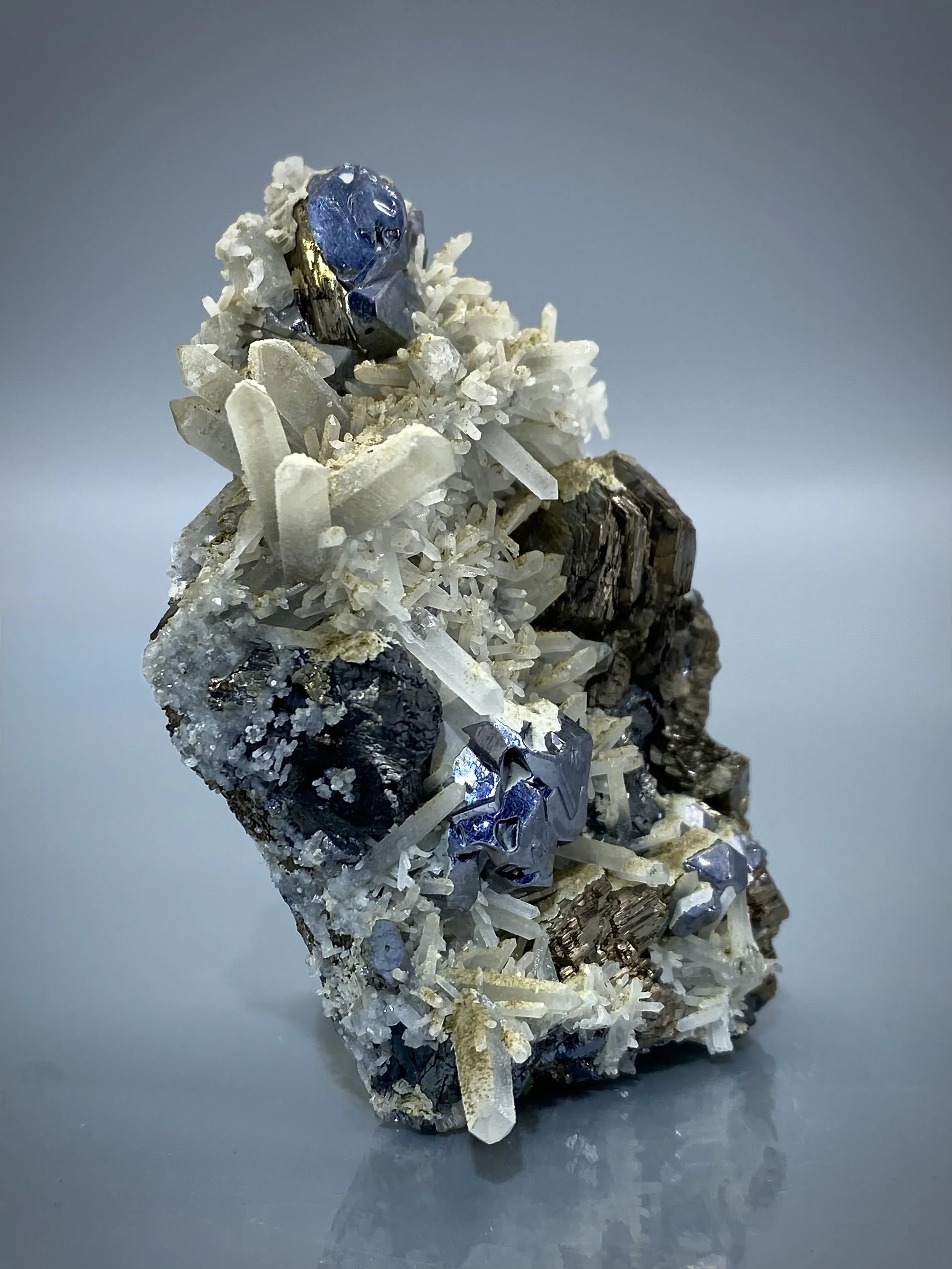 Pyrrohotite & Galena - Dal'negorsk, Primorskiy Kray, Far Eastern Region, Russia 8.jpeg