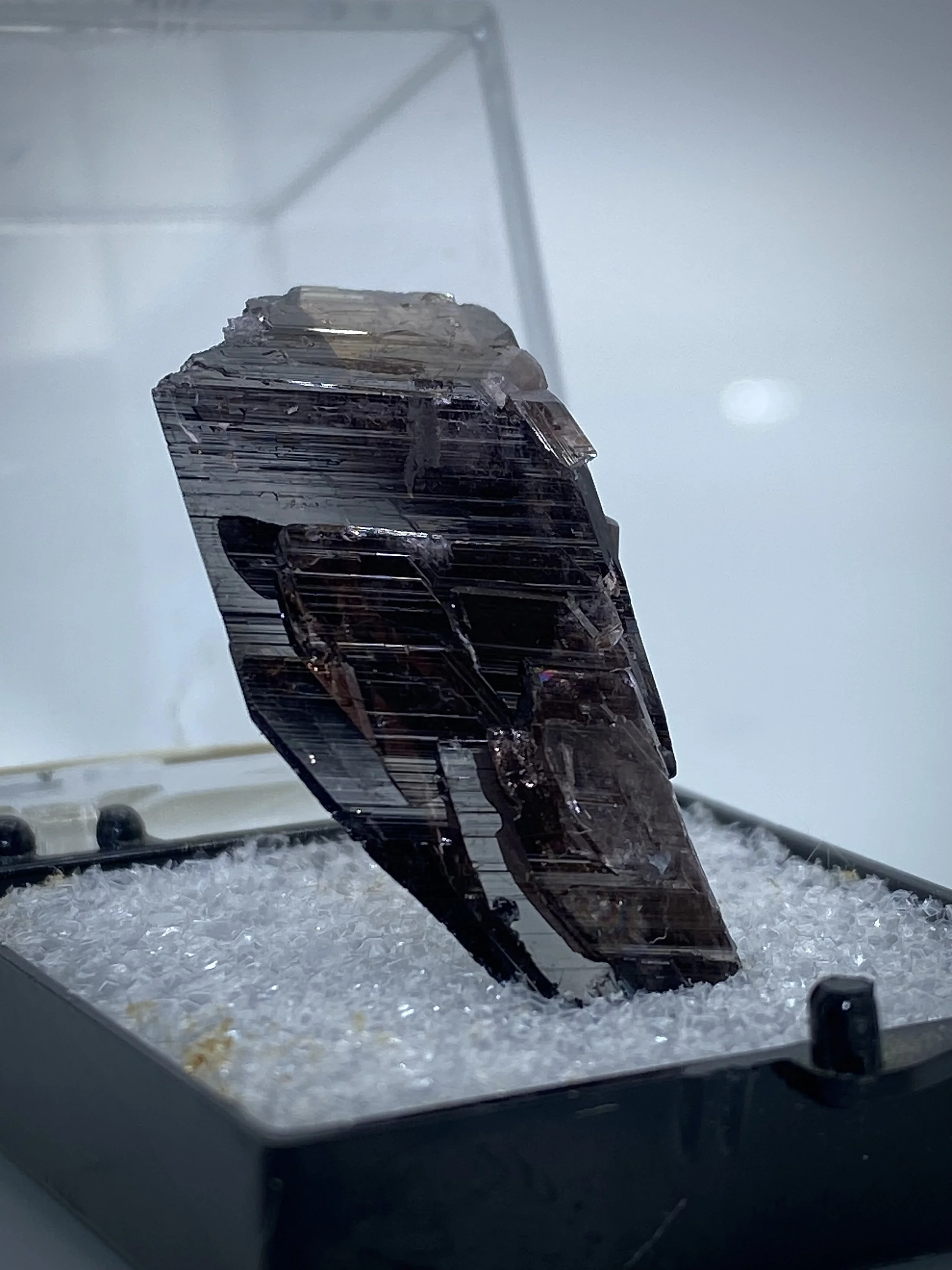 FERROAXINITE - NEW MELONES DAM, CALIFORNIA 3.jpeg