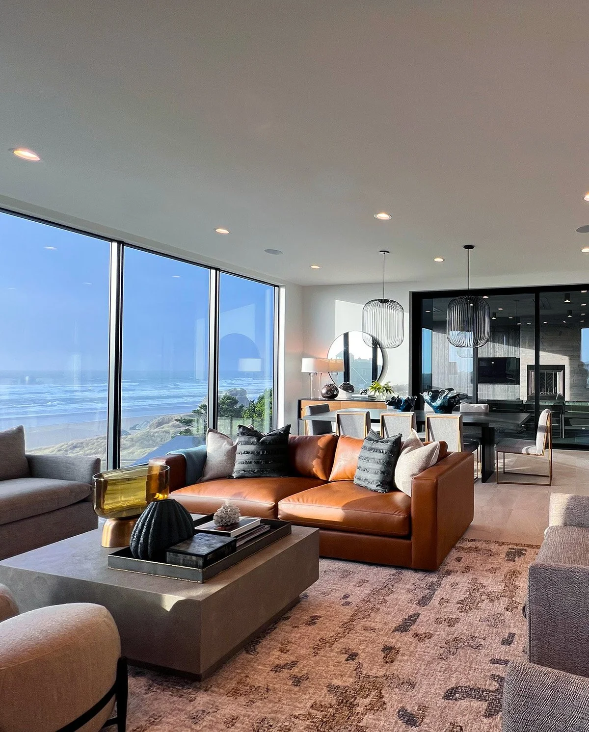 coastal-living-room-studio-garrison-mobile-hero.jpg