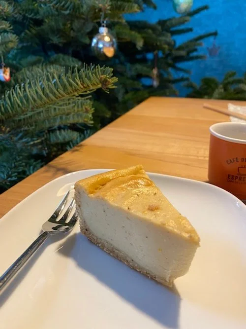 Veganer Käsekuchen mit frischem Tofu