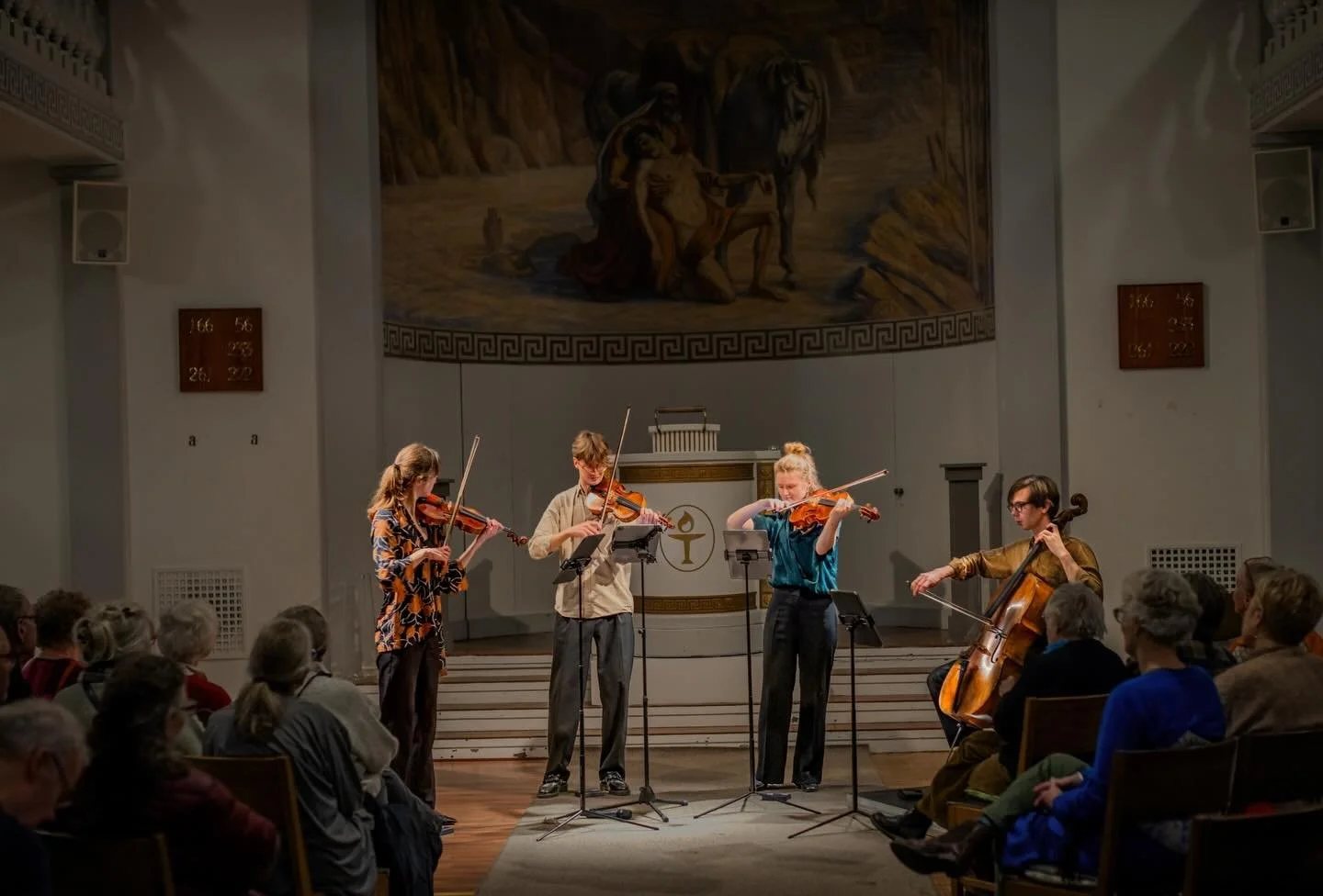 Tak til alle der kom i tirsdags!
Det var en k&aelig;mpe forn&oslash;jelse at spille for jer! ❣️

Vores n&aelig;ste koncerter i &Oslash;sterbro Koncertforening er den 11. Marts og den 29. April i sammen med @gustavpiekut 🌟

&hellip;&hellip;&hellip;. 