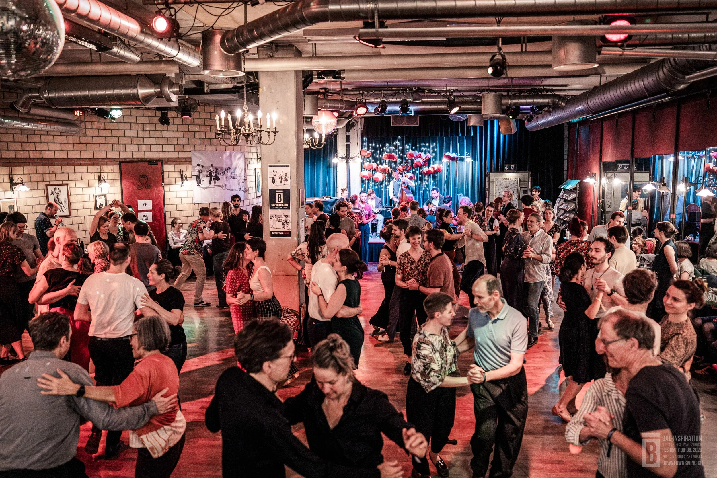 040_20260207-bal-inspiration-2026-20260208_18-30-12_DowntownSwing_Balinspiration_Zurich_18mm_FX.jpg