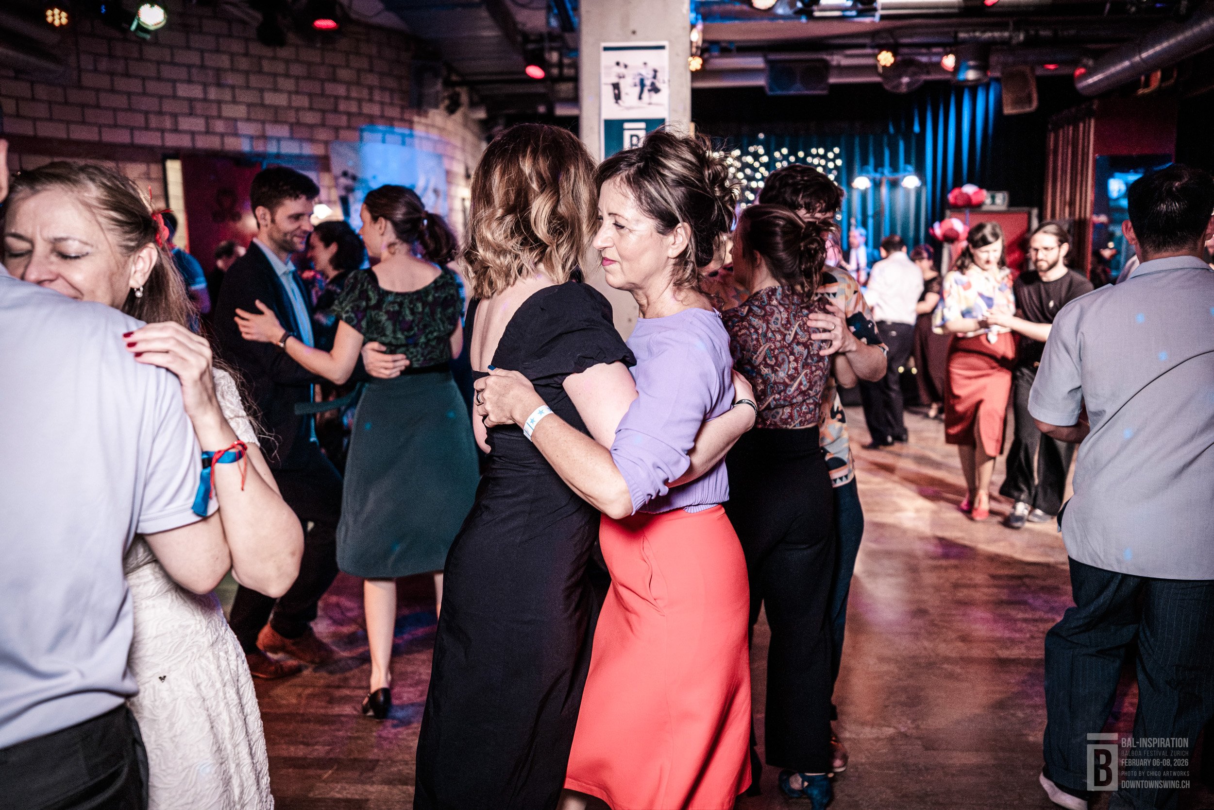 075_20260207-bal-inspiration-2026-20260208_01-04-03_DowntownSwing_Balinspiration_Zurich_18mm_FX.jpg