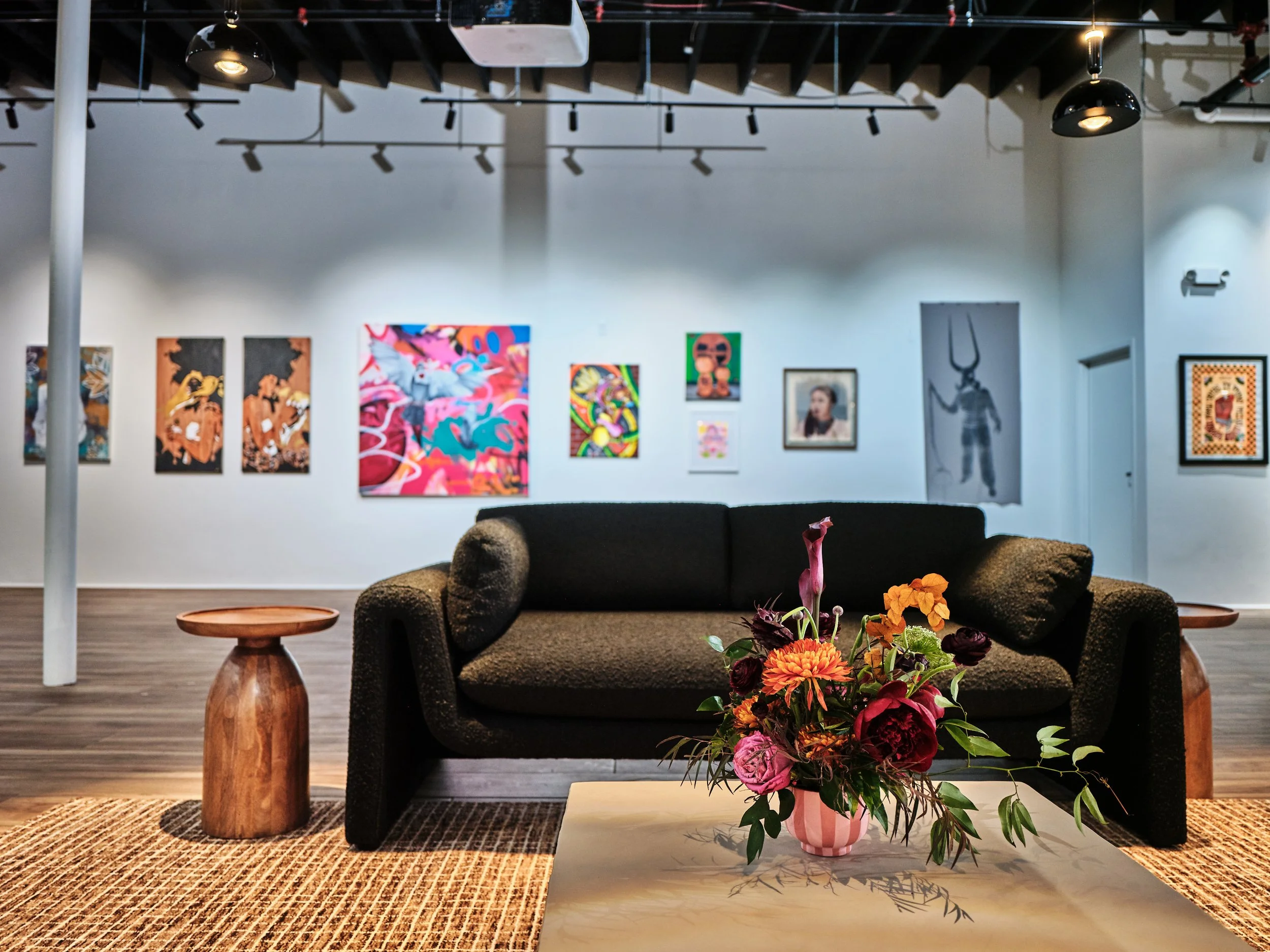 mas_out_web_STREET T SPACE0171©MOSES_MITCHELL.2025.jpg