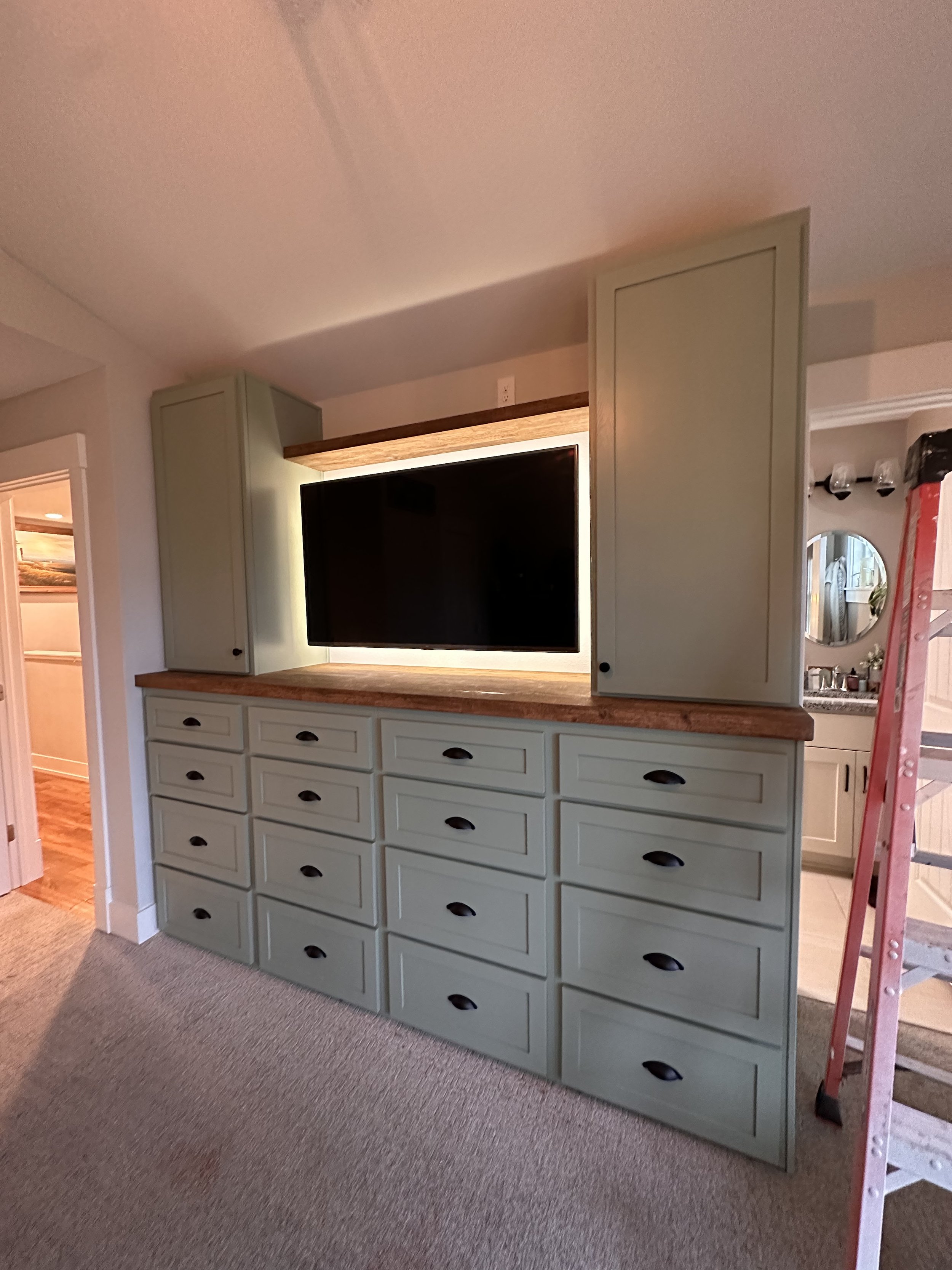 Bedroom Built in w/ Lighting 