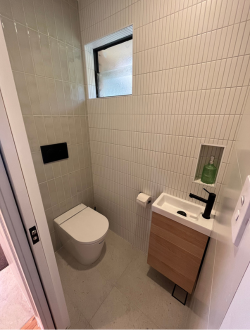 Where can I renovate my bathroom in Wollongong?