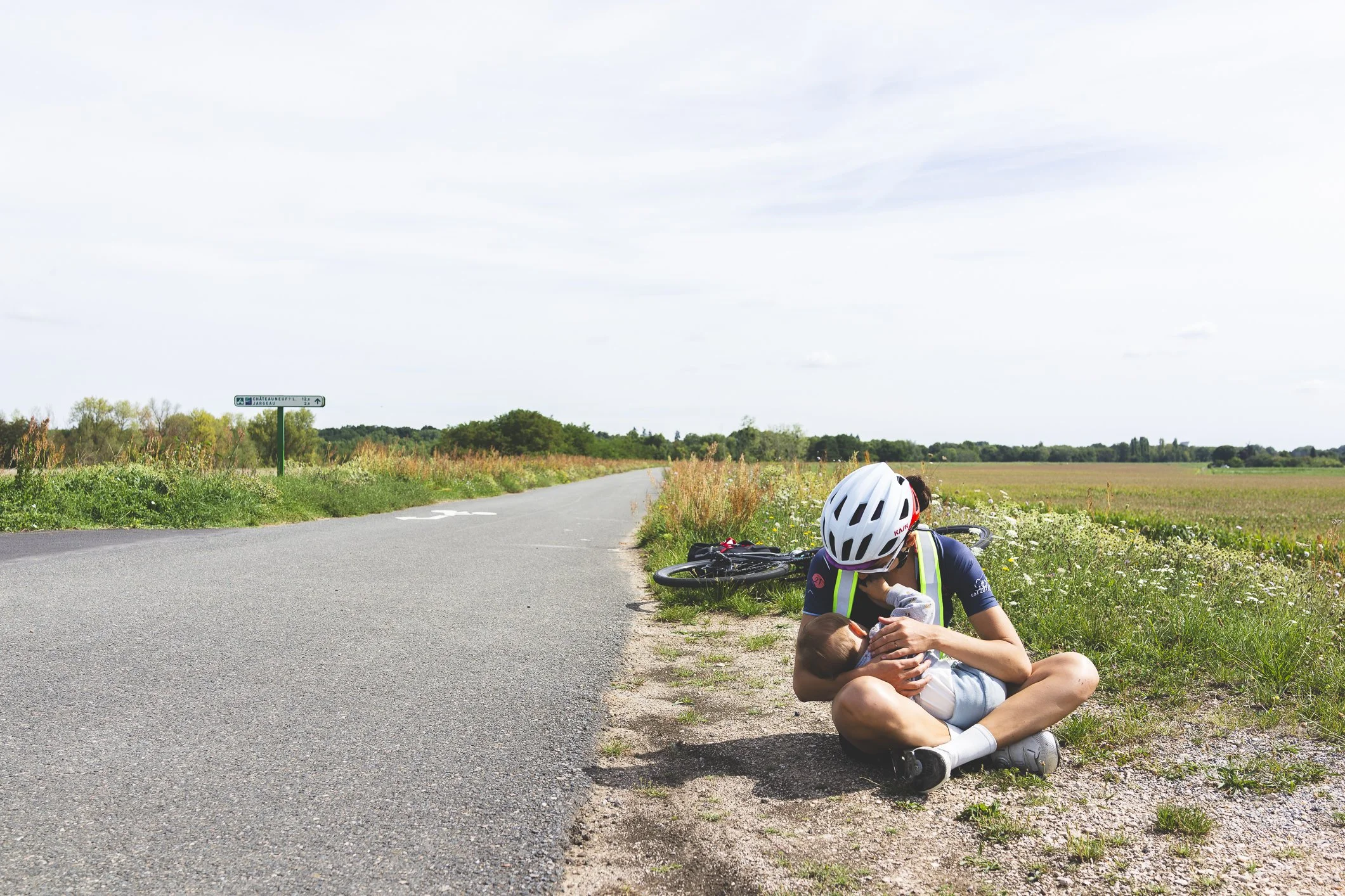 Ravito sur le bord de la piste cyclable