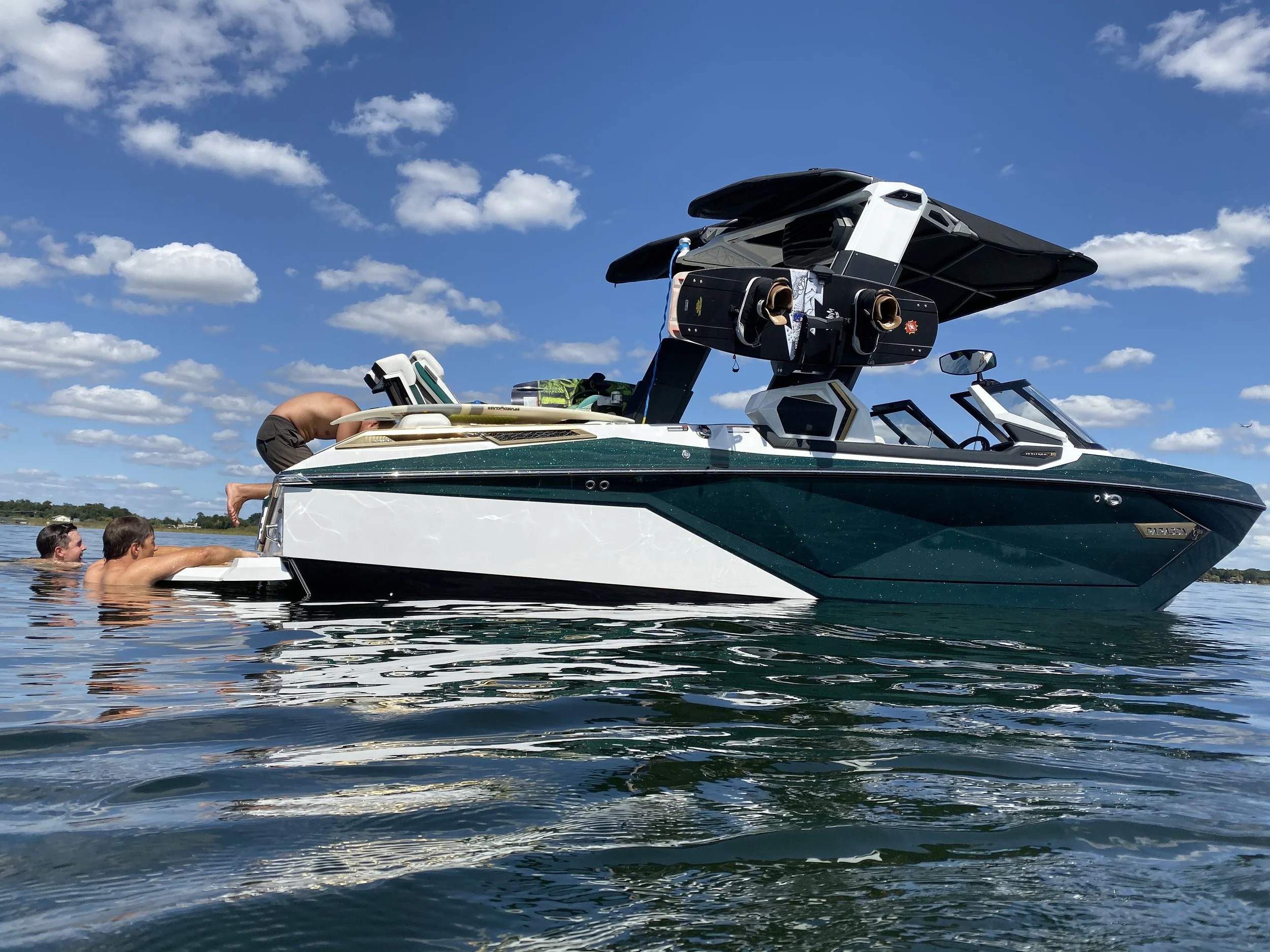 2020 Nautique Paragon