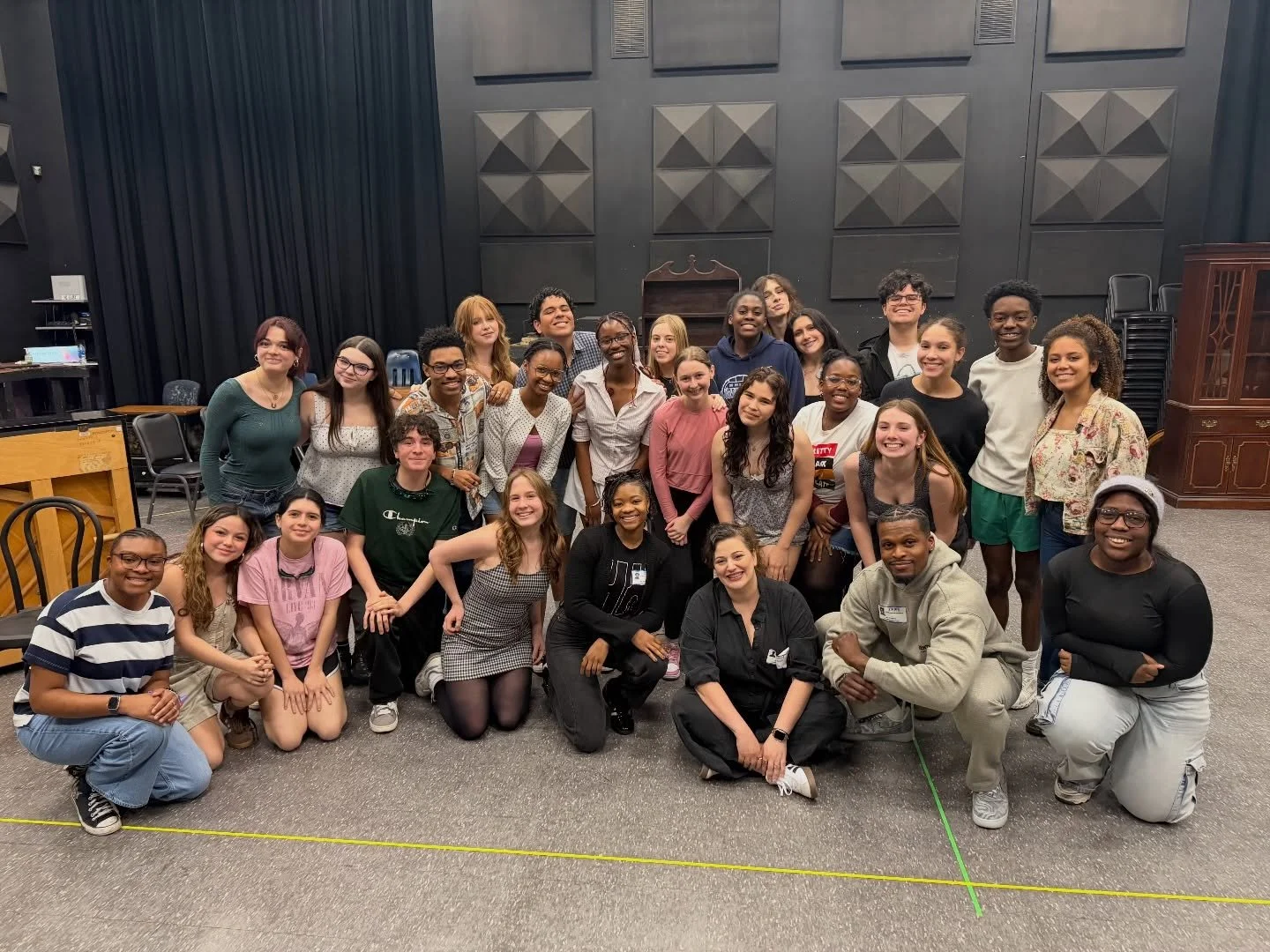 A huge thank you @bedaspindola, @2suggz, and @croonerleroux from the Hells Kitchen Broadway Tour for spending your morning with us. We are eternally grateful to the wisdom, experience, encouragement, and advice you shared with us today.