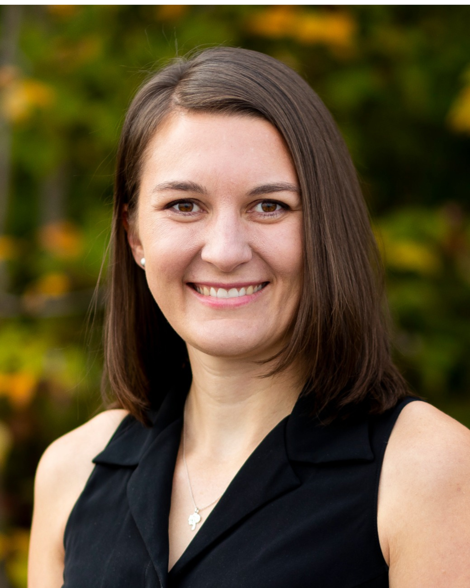 Since these are headshots, portrait orientation makes more visual sense than what's currently showing (that vase photo is landmark/landscape-ish). A 4:5 ratio (like 1600×2000px) is a good standard for headshots — flattering crop, still reads well at 