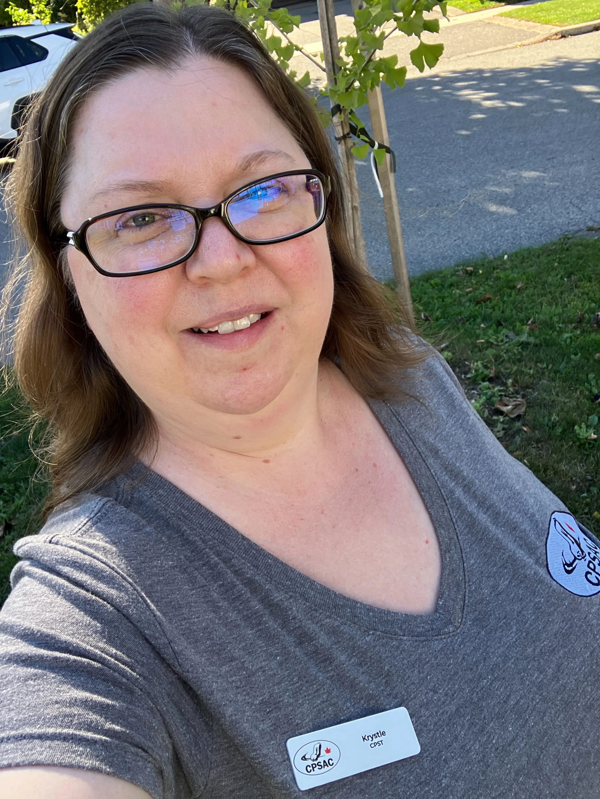 When you book a seat check with me, you will find me dressed and ready in my CPSAC swag! During a seat check I will help you learn how to correctly install and use your car seat all on your own with confidence! If you are in Toronto and close to the 