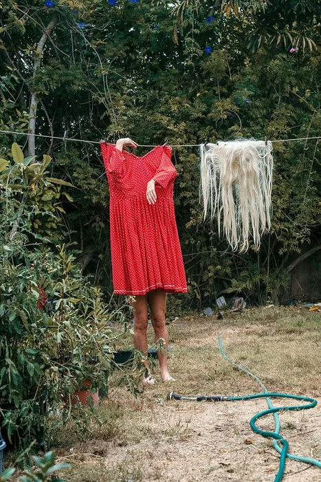  She hung up her hair, and decided to be seen.
 
 
Artist: 
Beth Sanders
 
 
Price: $650
 
23” x 17”