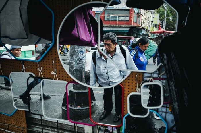  Mirrored World
 
 
Photographer: 
Junxian Wang
 
 
Price: $150
 
Giclée Print
