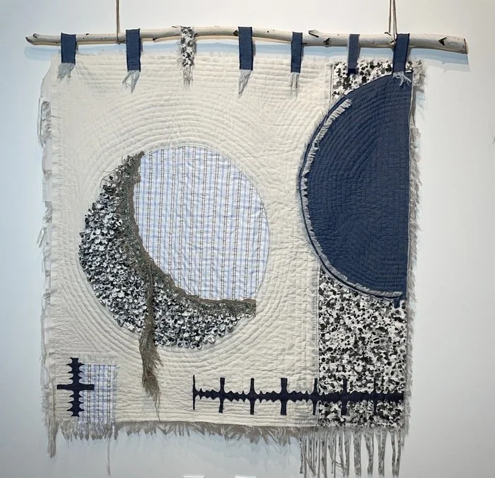 Magpies Deconstructed I, Frayed and Fraying
 
 
Artist: 
Jennifer Evans
 
 
Price: $3,000
 
49" x 45" x 2"