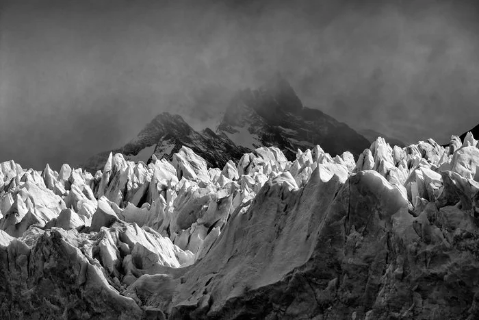 KMA Glacier - Benjamin Hernandez.jpg