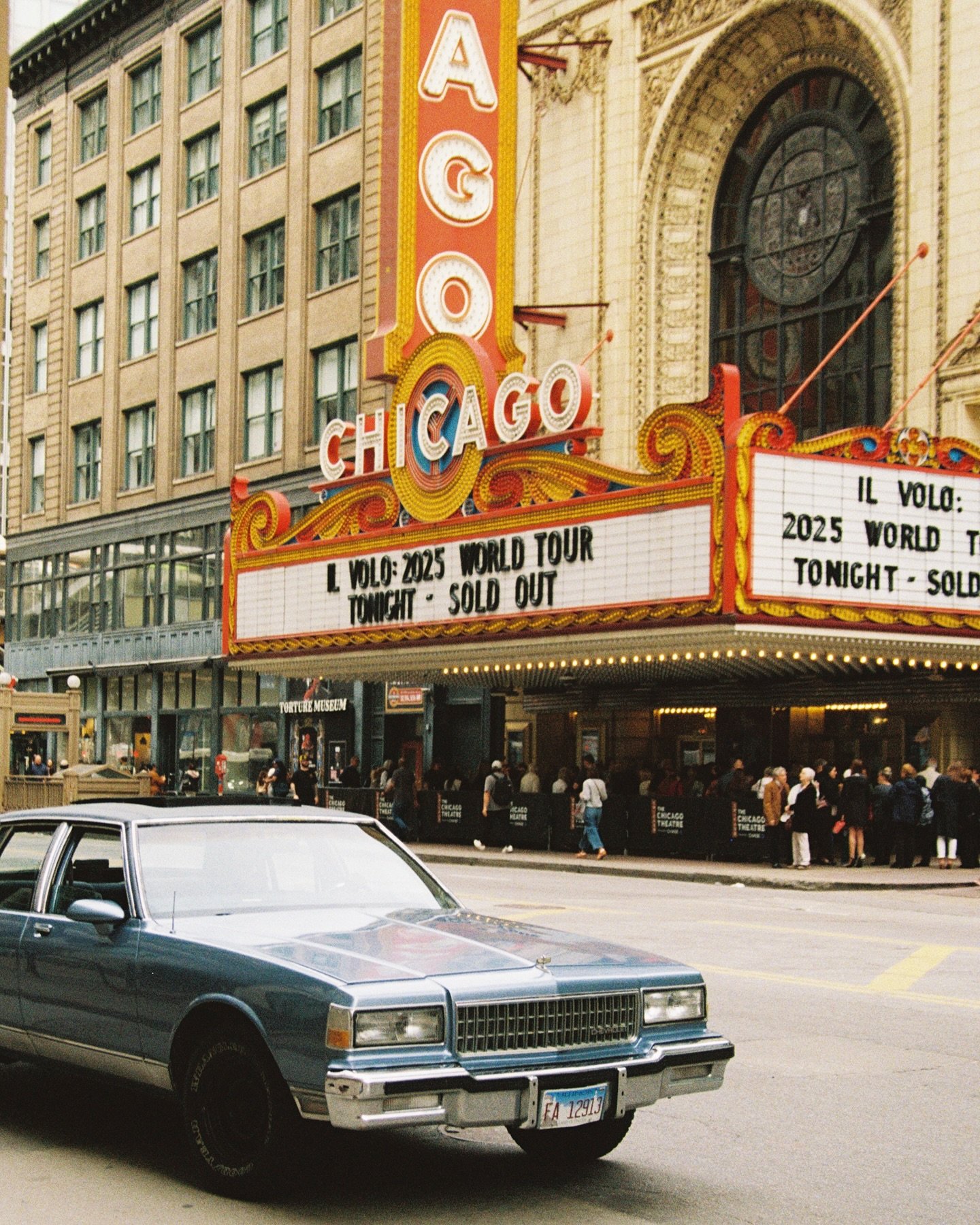 some film shots of Chicago + mirror selfies of me (doing this 😙) over the past few weeks. 
trying to remember to show my face on here every once in a while 👩🏼&zwj;💻📸🎞️