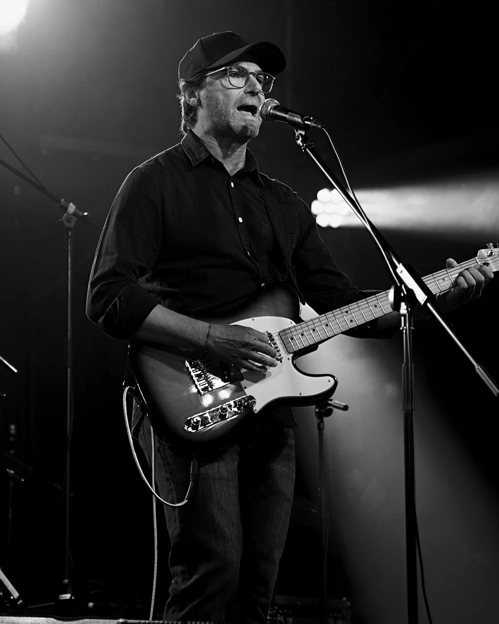 Ricardo Sandrini - Voz y guitarra