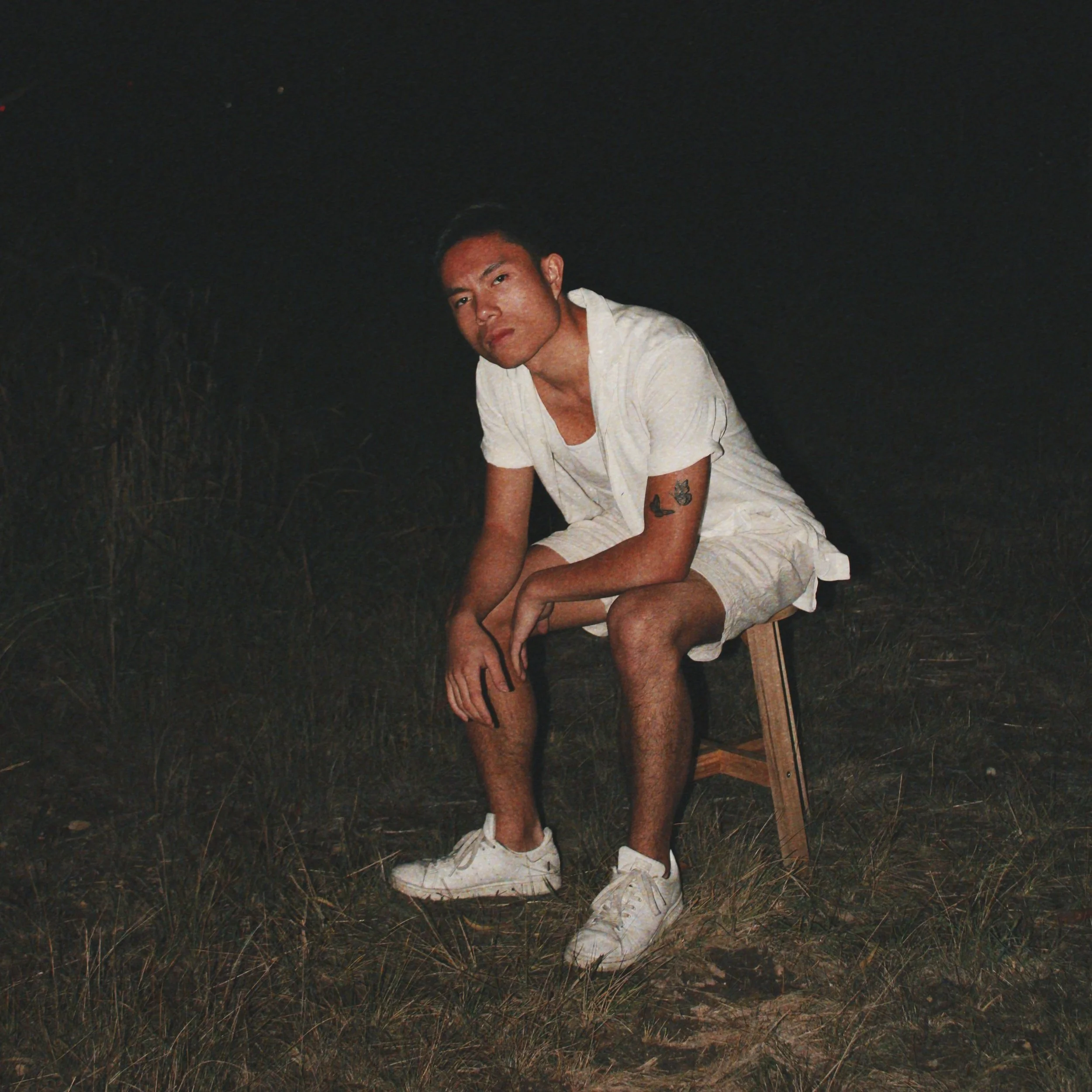 Qeeran Shares Their Emotionally Powerful Song "Right Here"