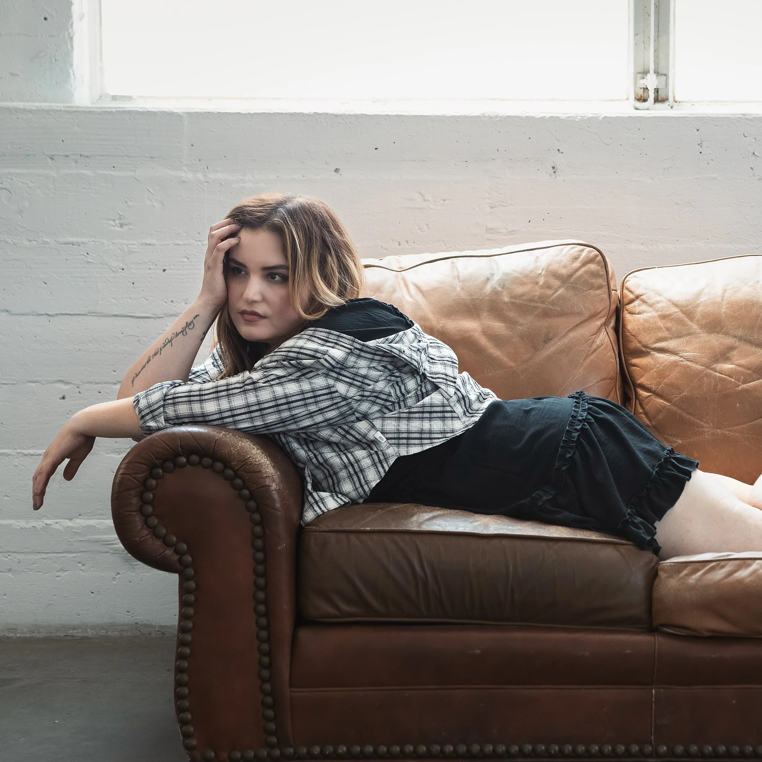 Each Measure Feature: Reina Mora