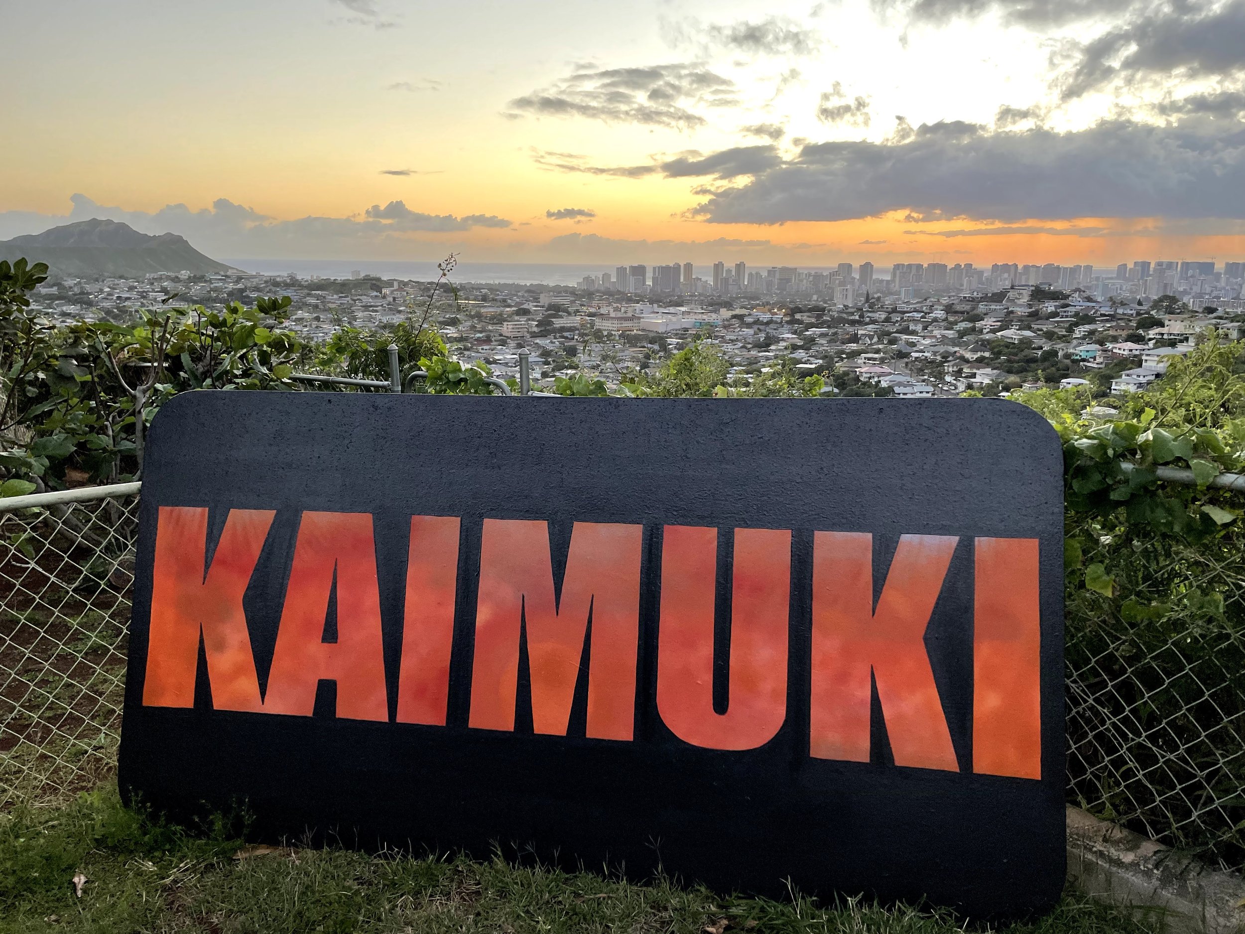 Kaimuki Sign (16).jpg
