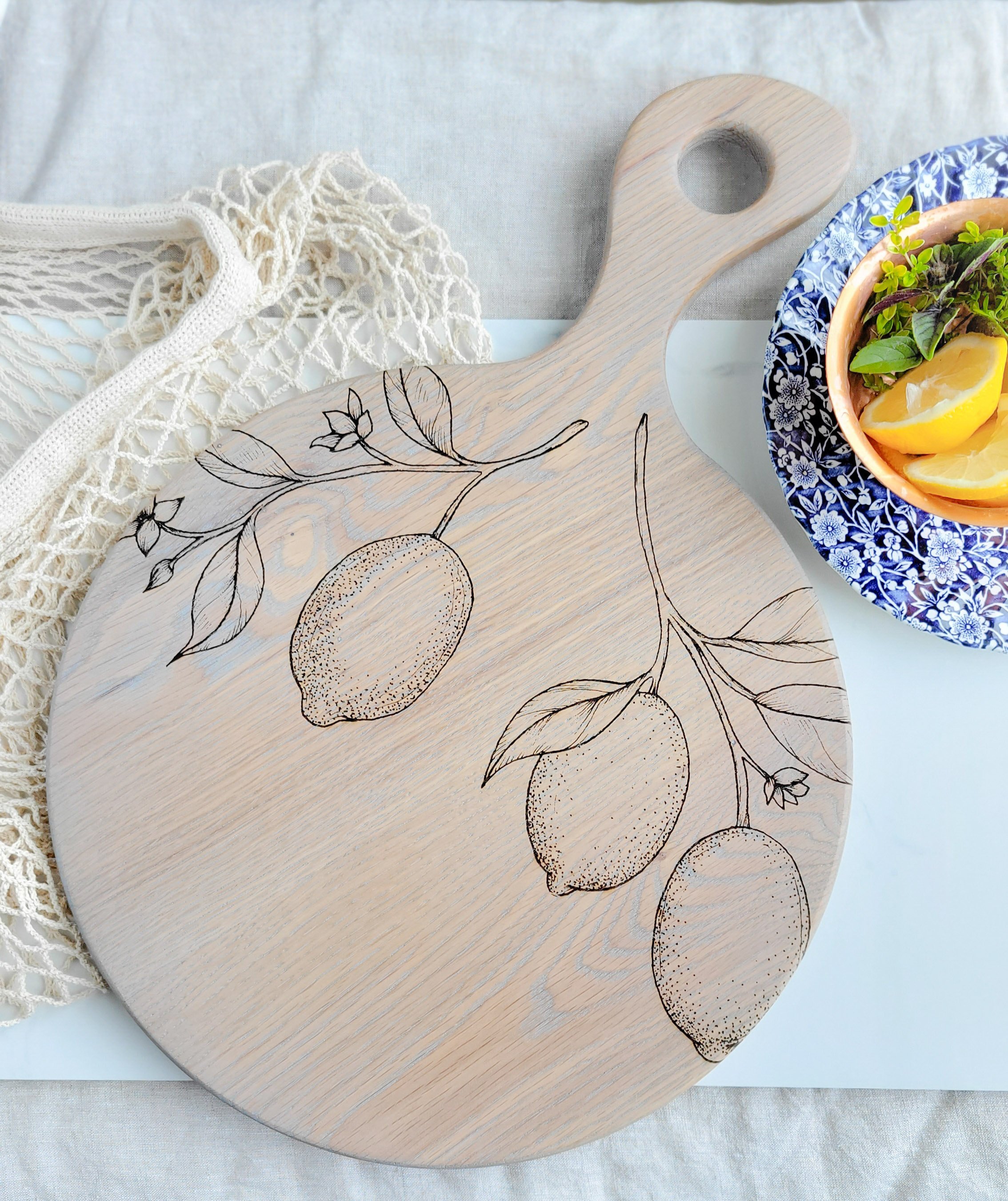 Botanical Lemon Engraved Charcuterie Board