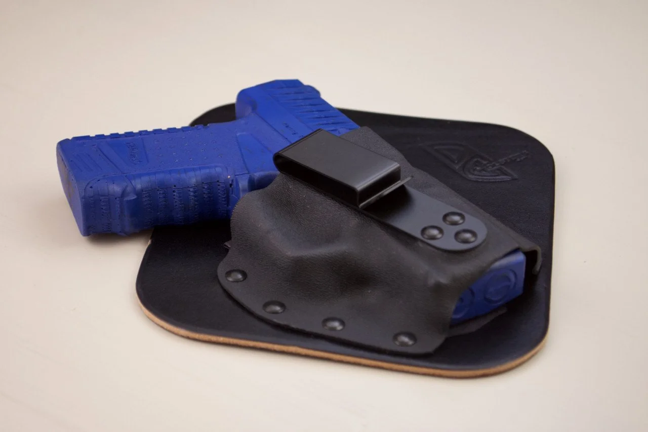 Walther_PPS_R_view__69015.jpg