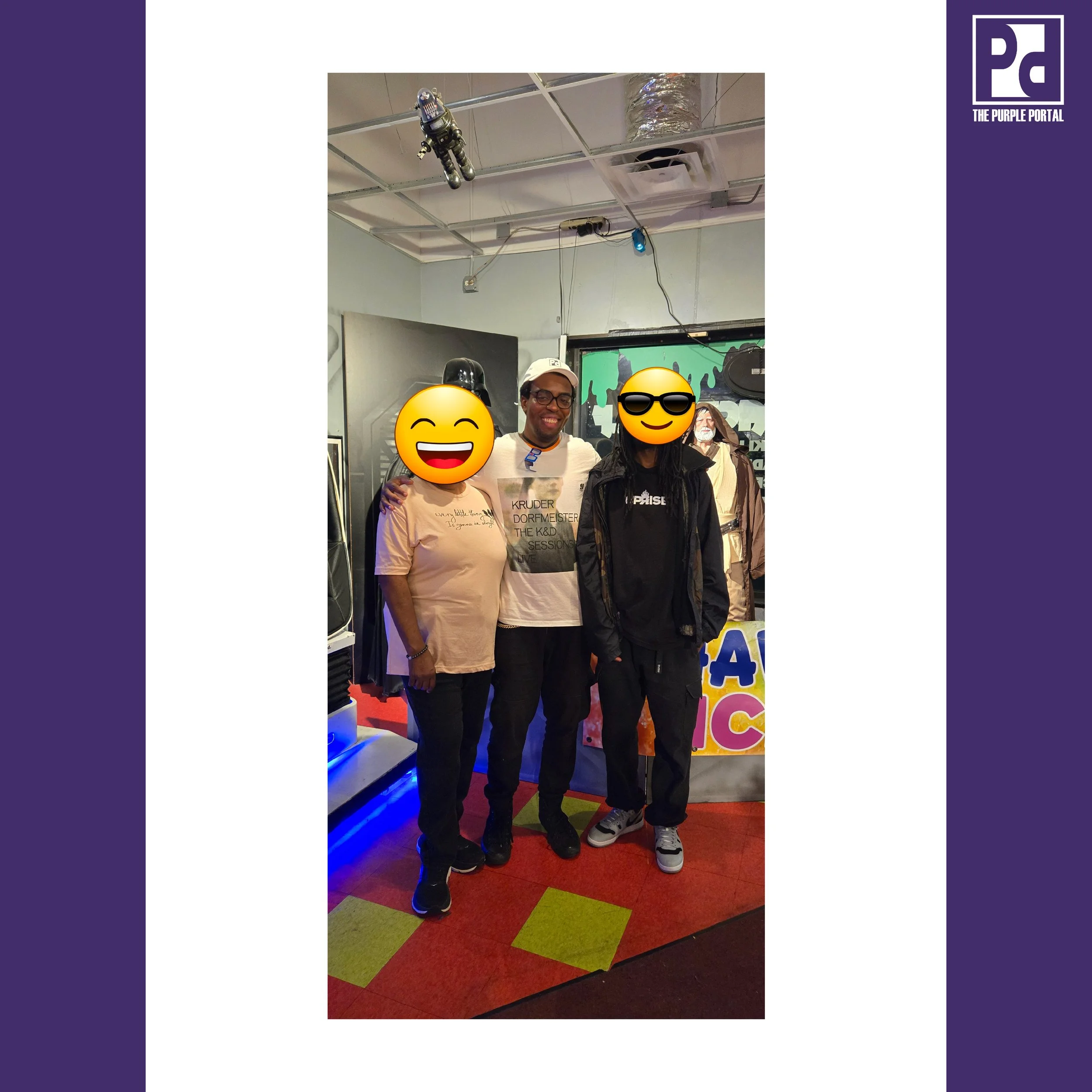 IMAGESOFDARRPURPLEONLINE #679-01.jpg