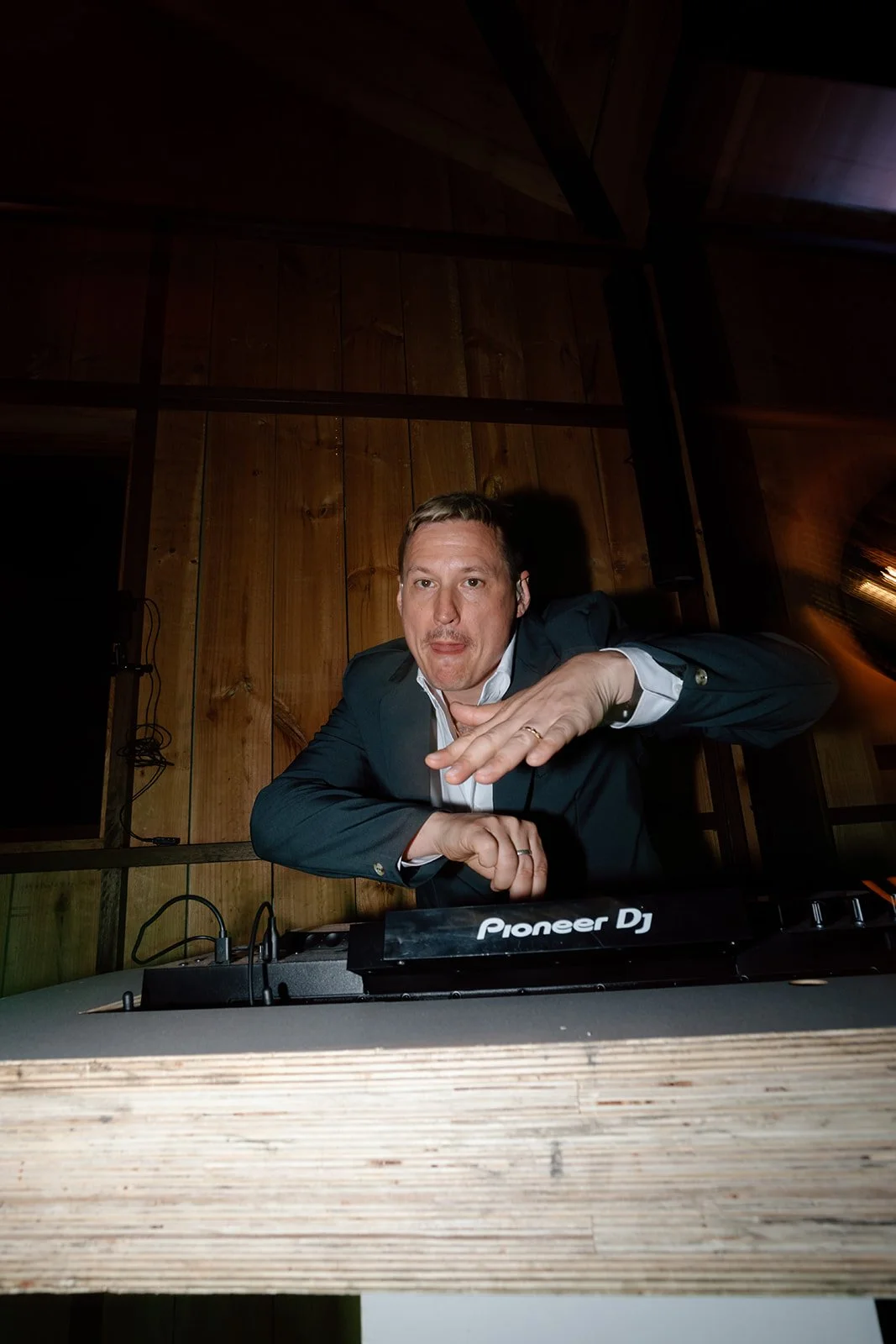 Don’t Book a Wedding DJ Without Meeting Them First