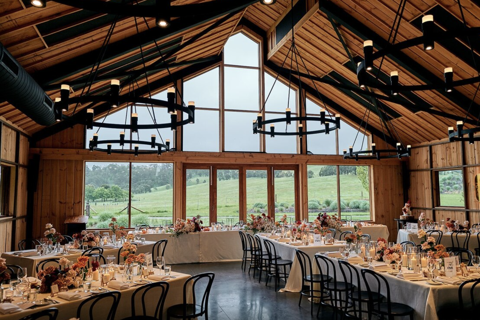 Wedding DJ at Bendooly Estate Berrima — DJ Joe Barrs