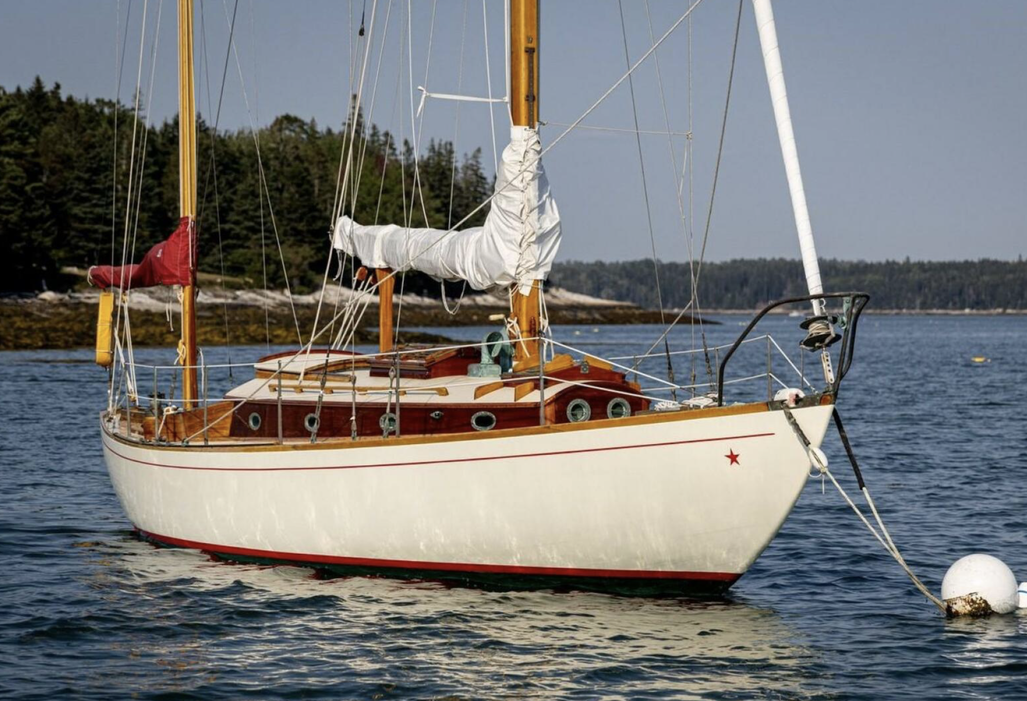 1963 Concordia 39 FABRILE. Asking $120,000. (Brooklin Boatyard brokerage, Maine. ) More information: