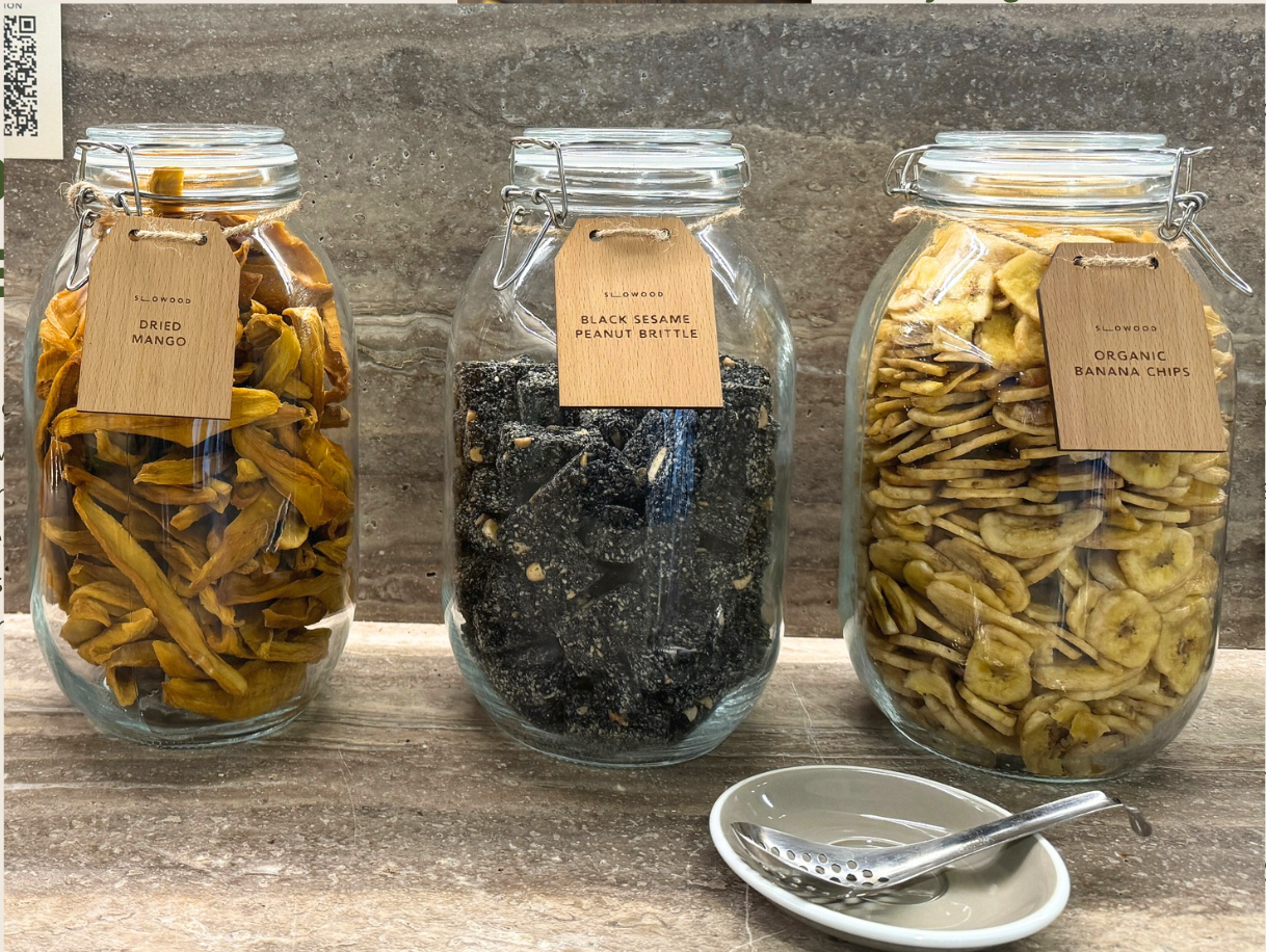 Circular pantry snacks