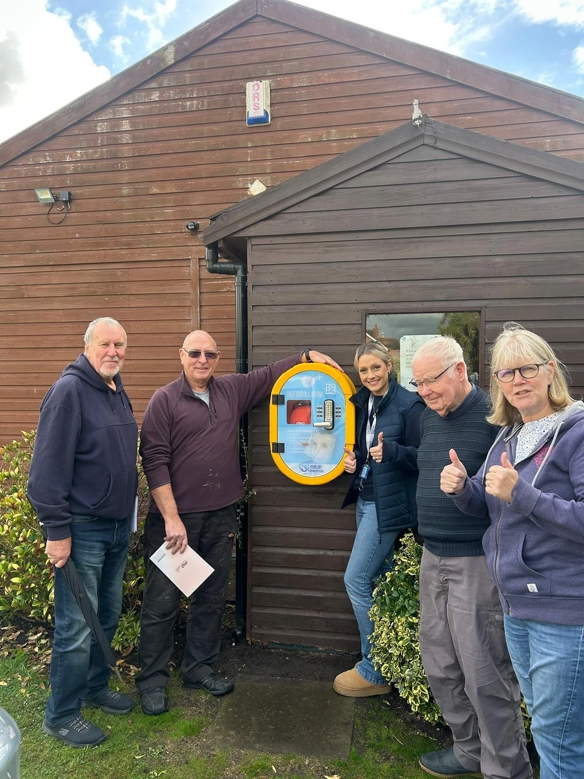 OurJays accessible defibrillator number 299 is now installed and emergency ready at Willaston Bowling Club, Coppice Road, Willaston, Crewe. 
After some of the club members saw another of OurJays accessible defibrillators locally, they contacted OurJ